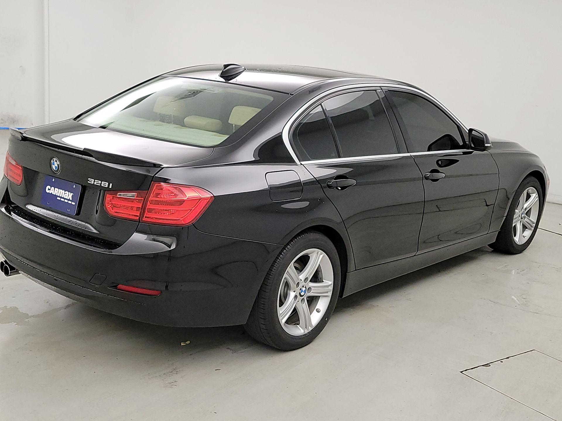 Thumbnail: 2015 BMW 3 Series - 5