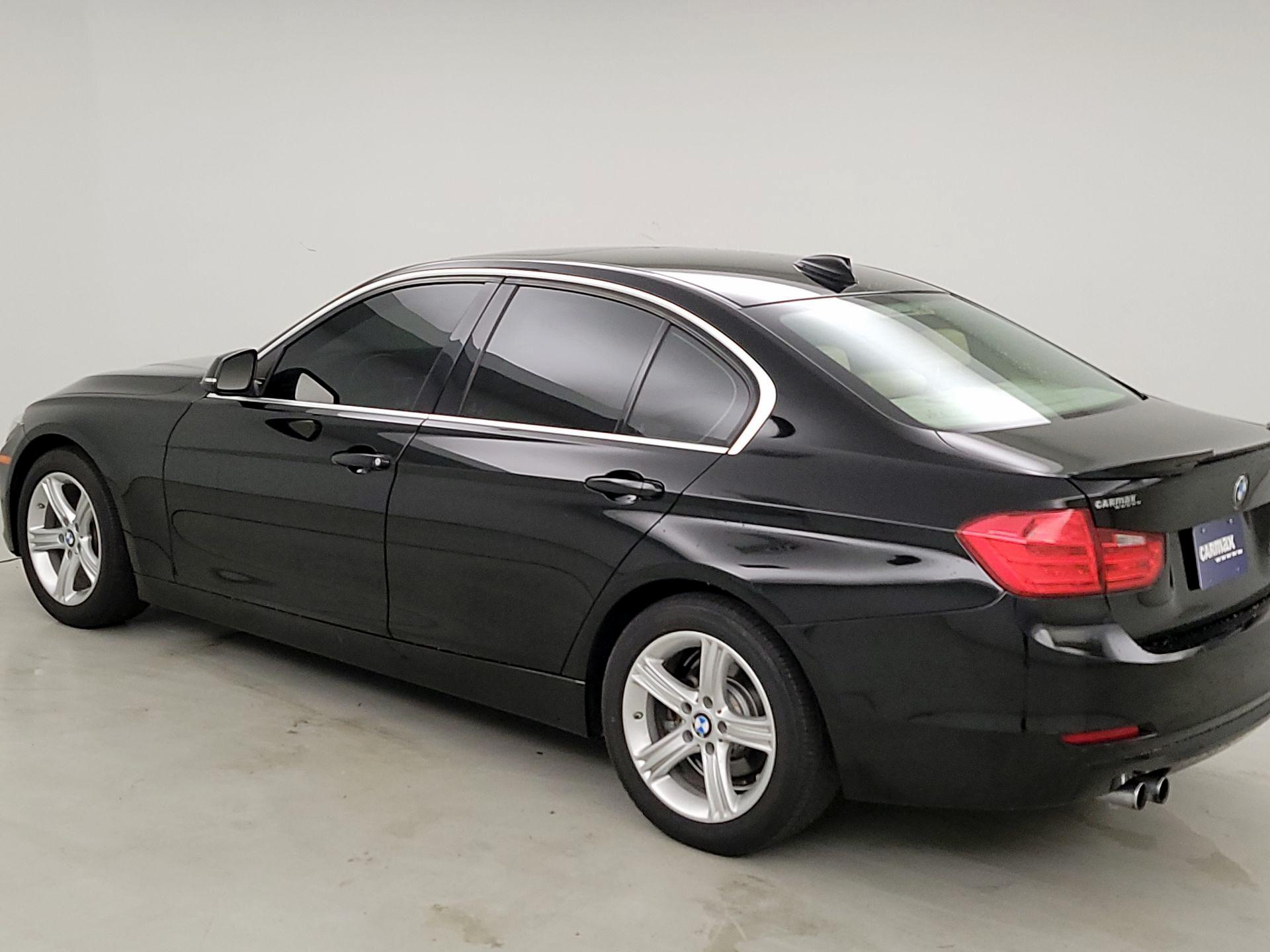 Thumbnail: 2015 BMW 3 Series - 7