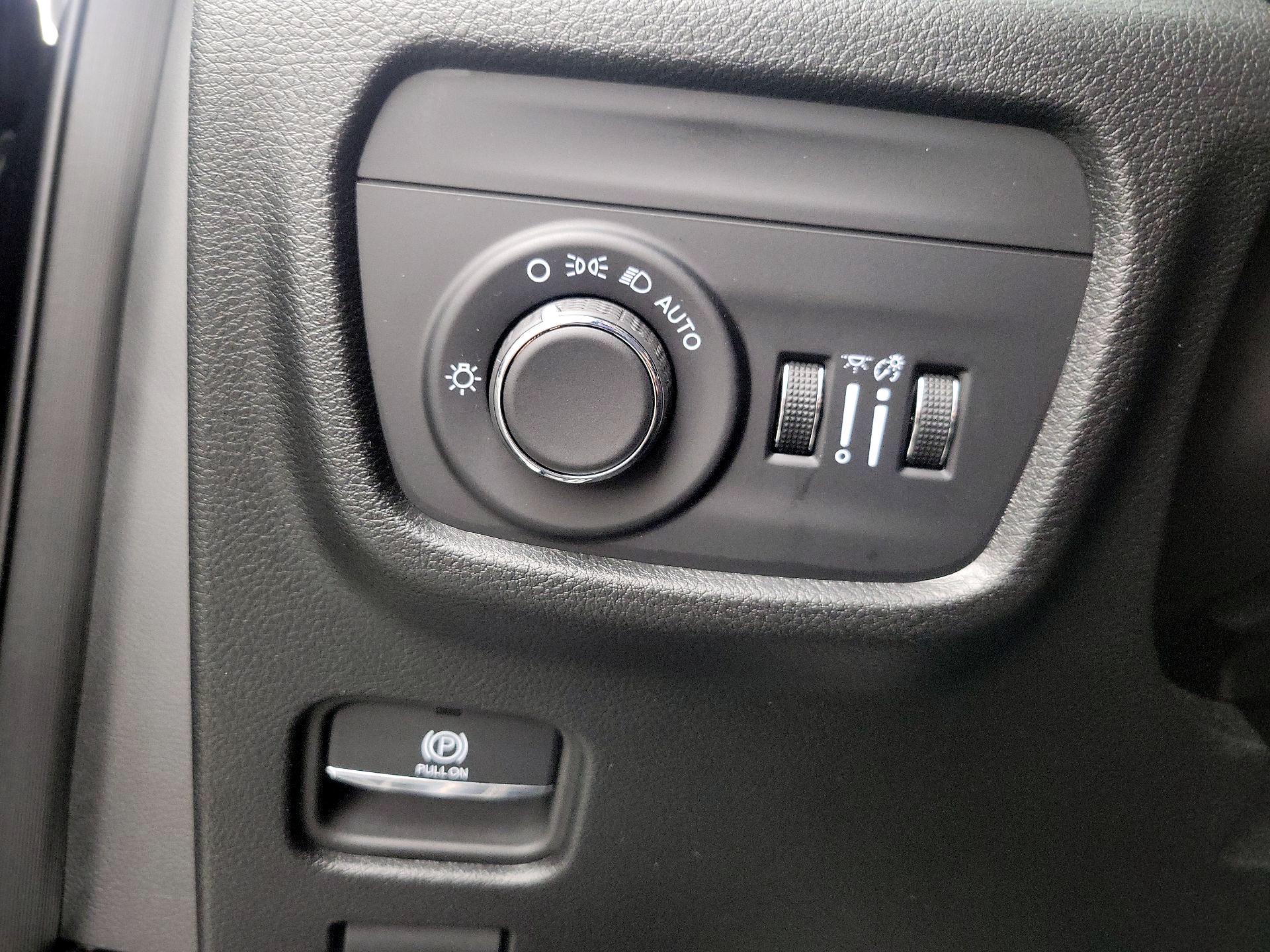 Thumbnail: 2024 Jeep Grand Cherokee - 13