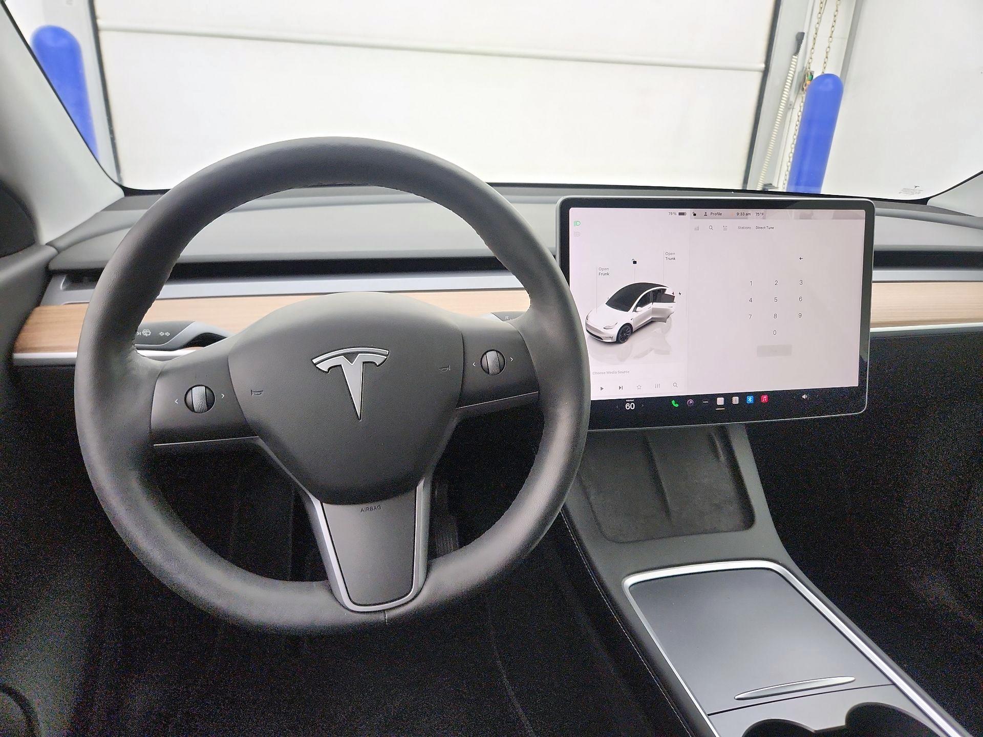 Thumbnail: 2022 Tesla Model Y - 10