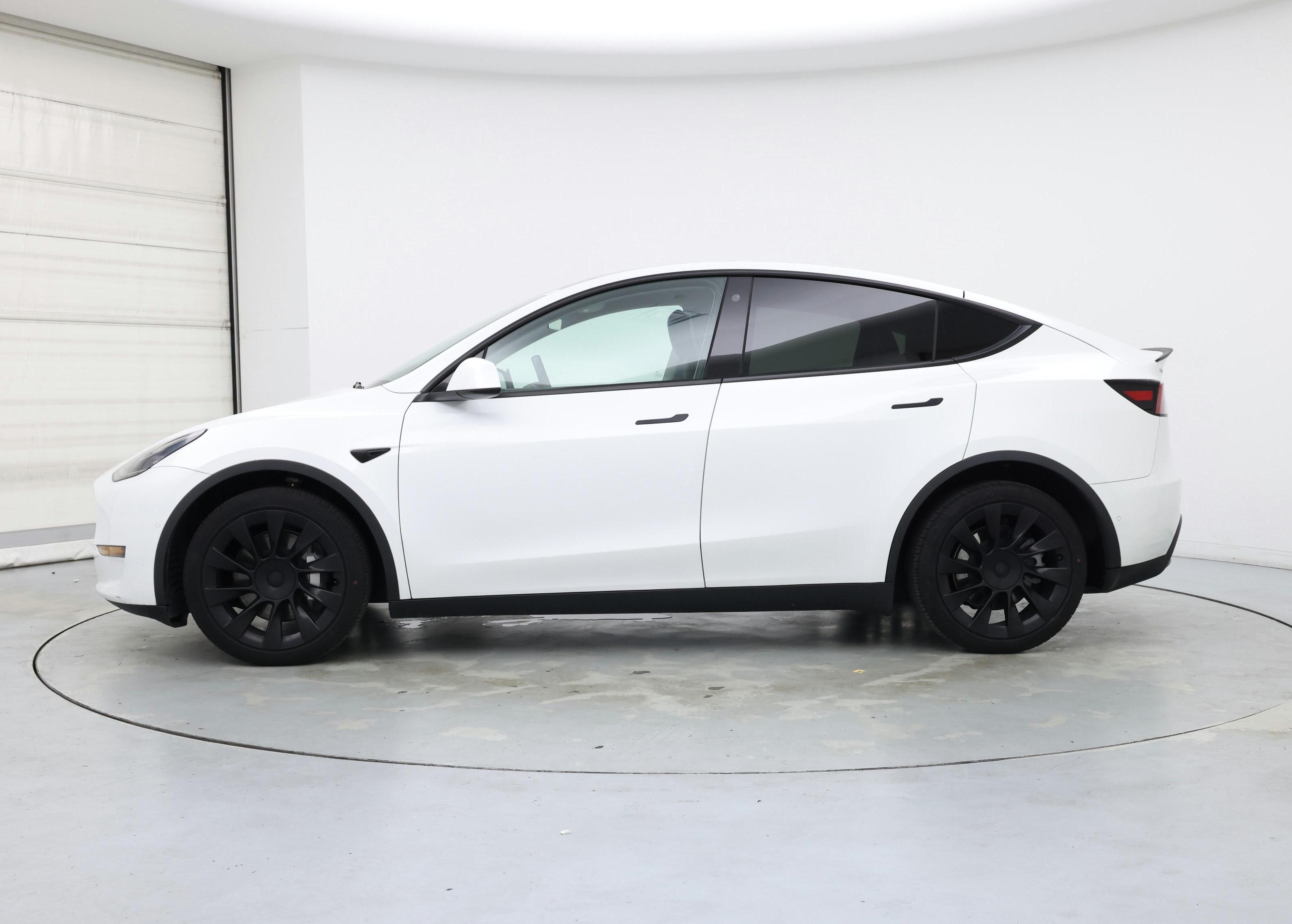 Thumbnail: 2022 Tesla Model Y - 3