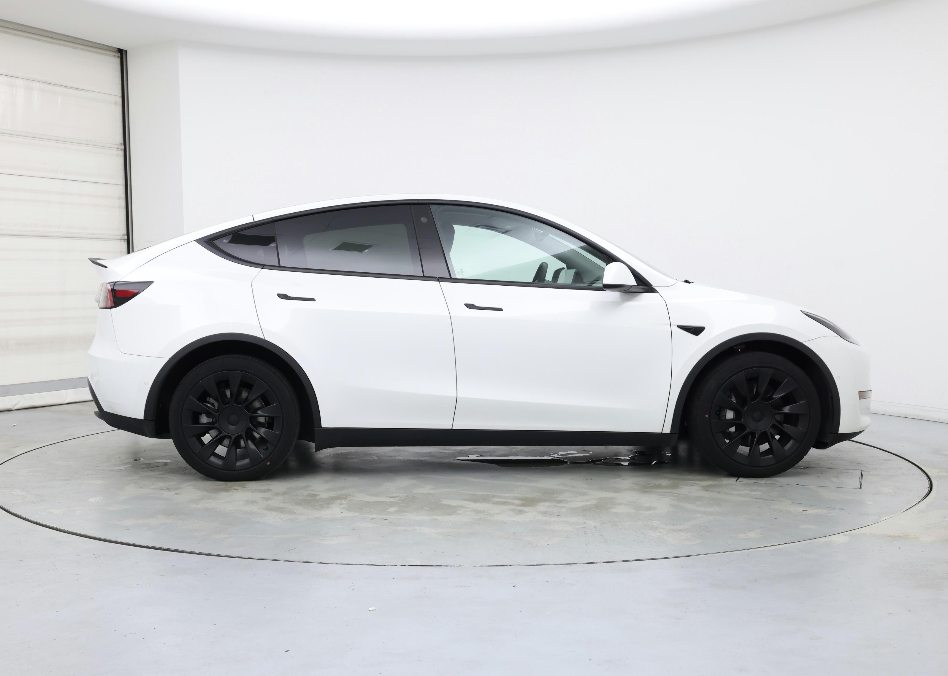 Thumbnail: 2022 Tesla Model Y - 7