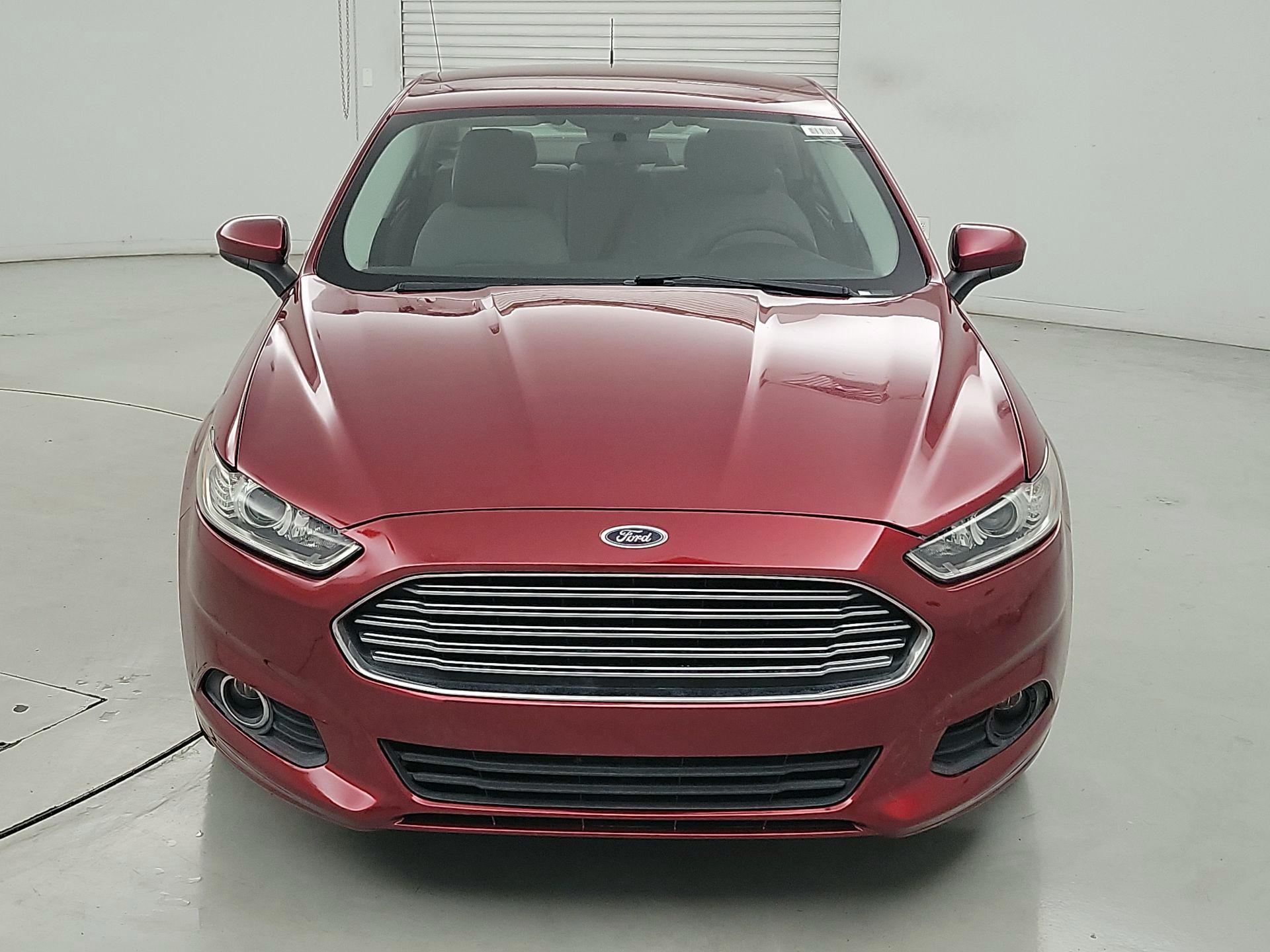 Thumbnail: 2016 Ford Fusion - 2