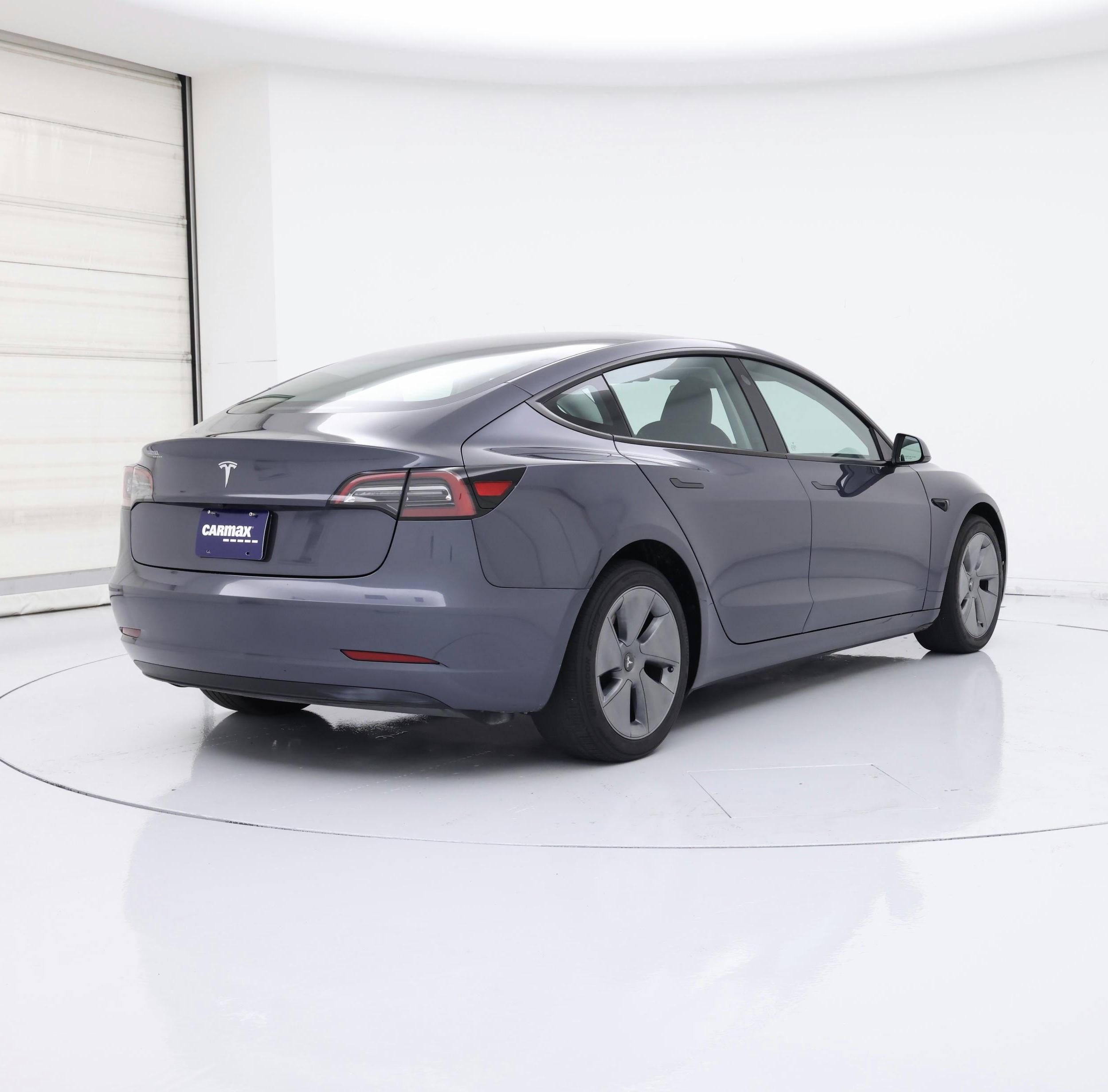 Thumbnail: 2023 Tesla Model 3 - 8
