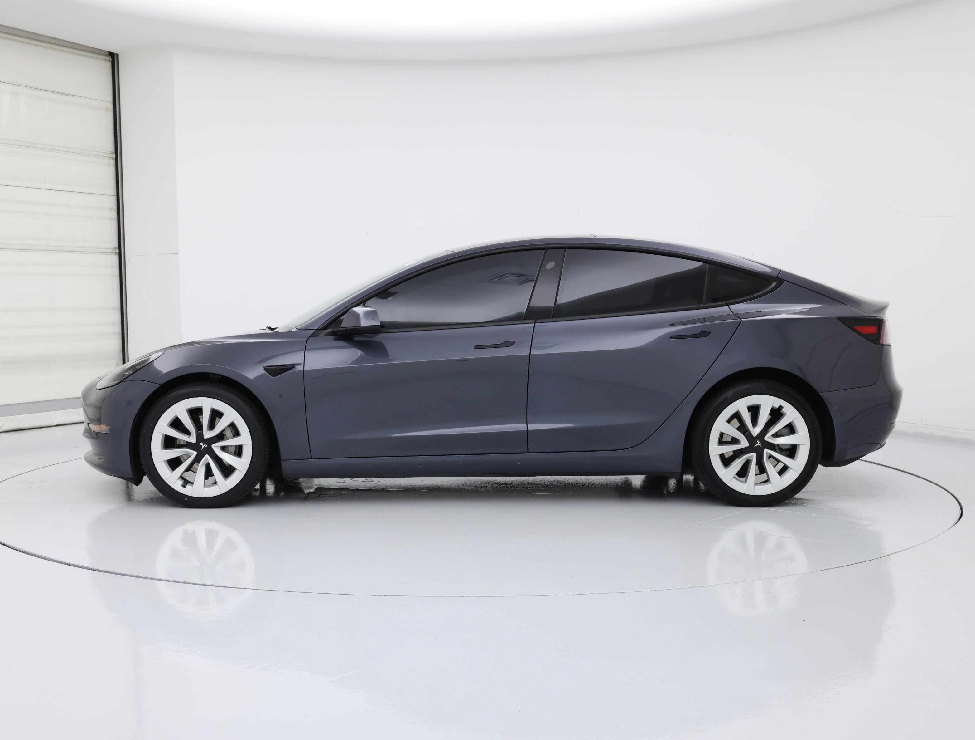 Thumbnail: 2022 Tesla Model 3 - 3