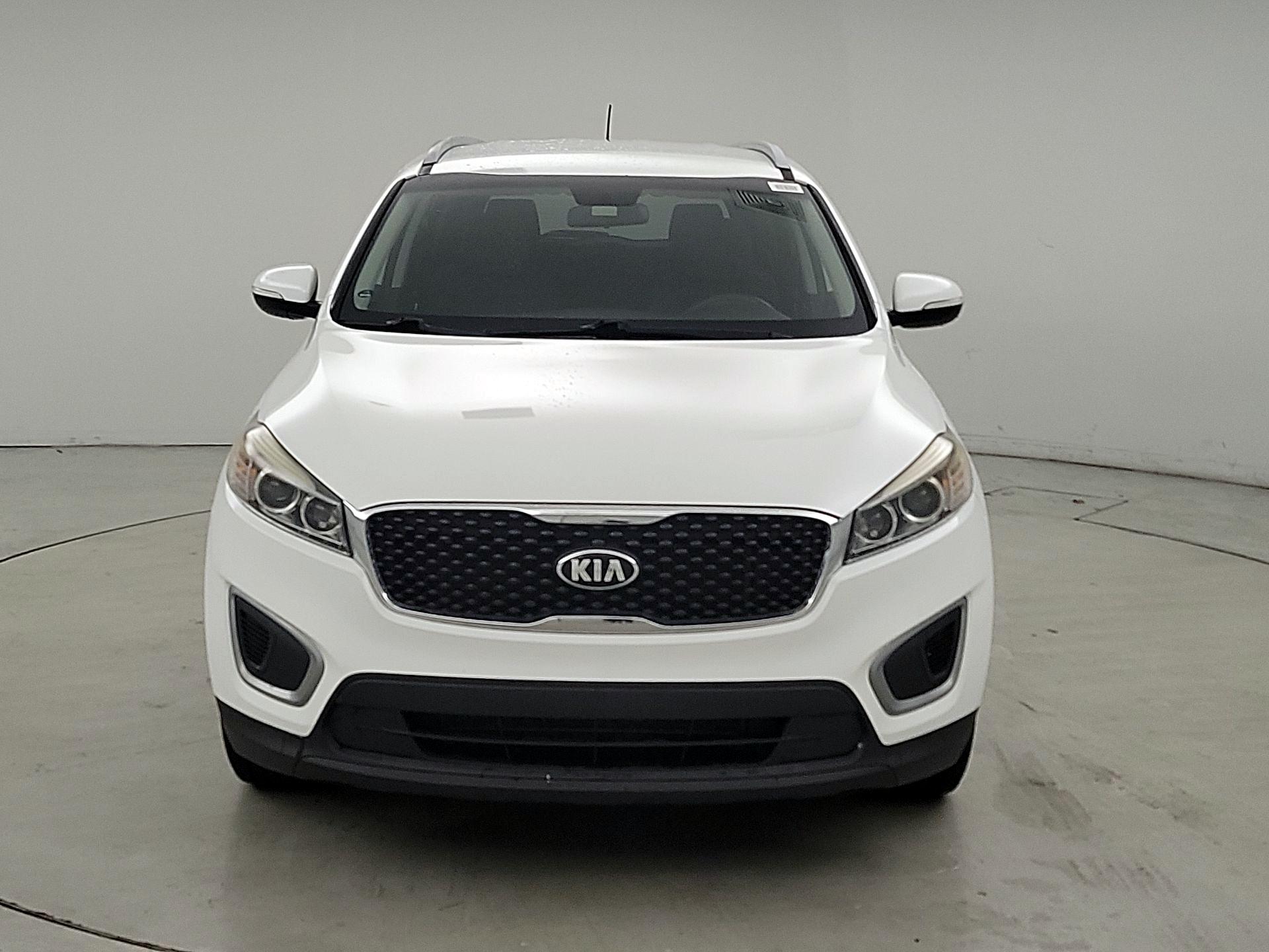 Thumbnail: 2017 Kia Sorento - 2