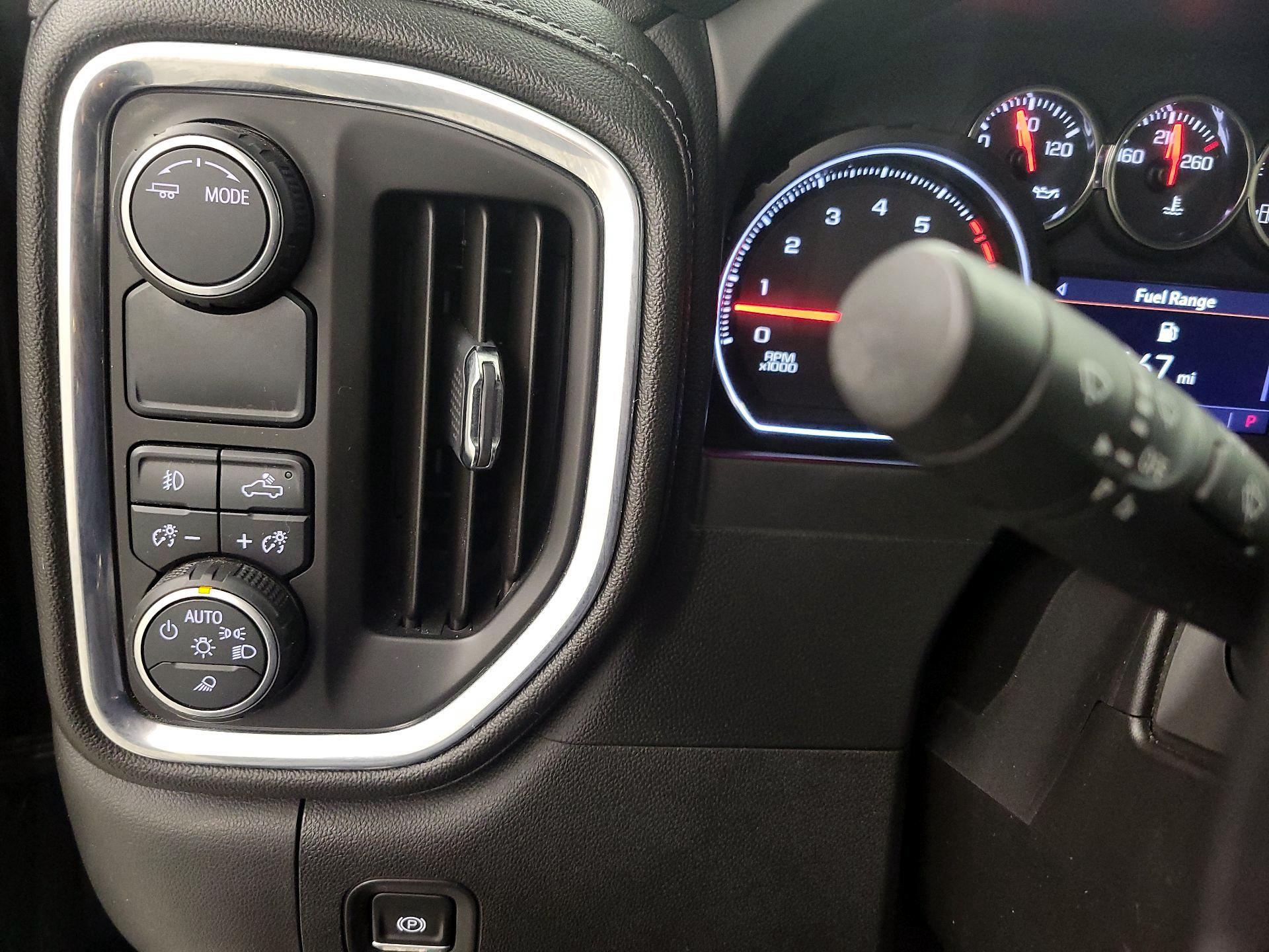 Thumbnail: 2020 Chevrolet Silverado 2500 - 11