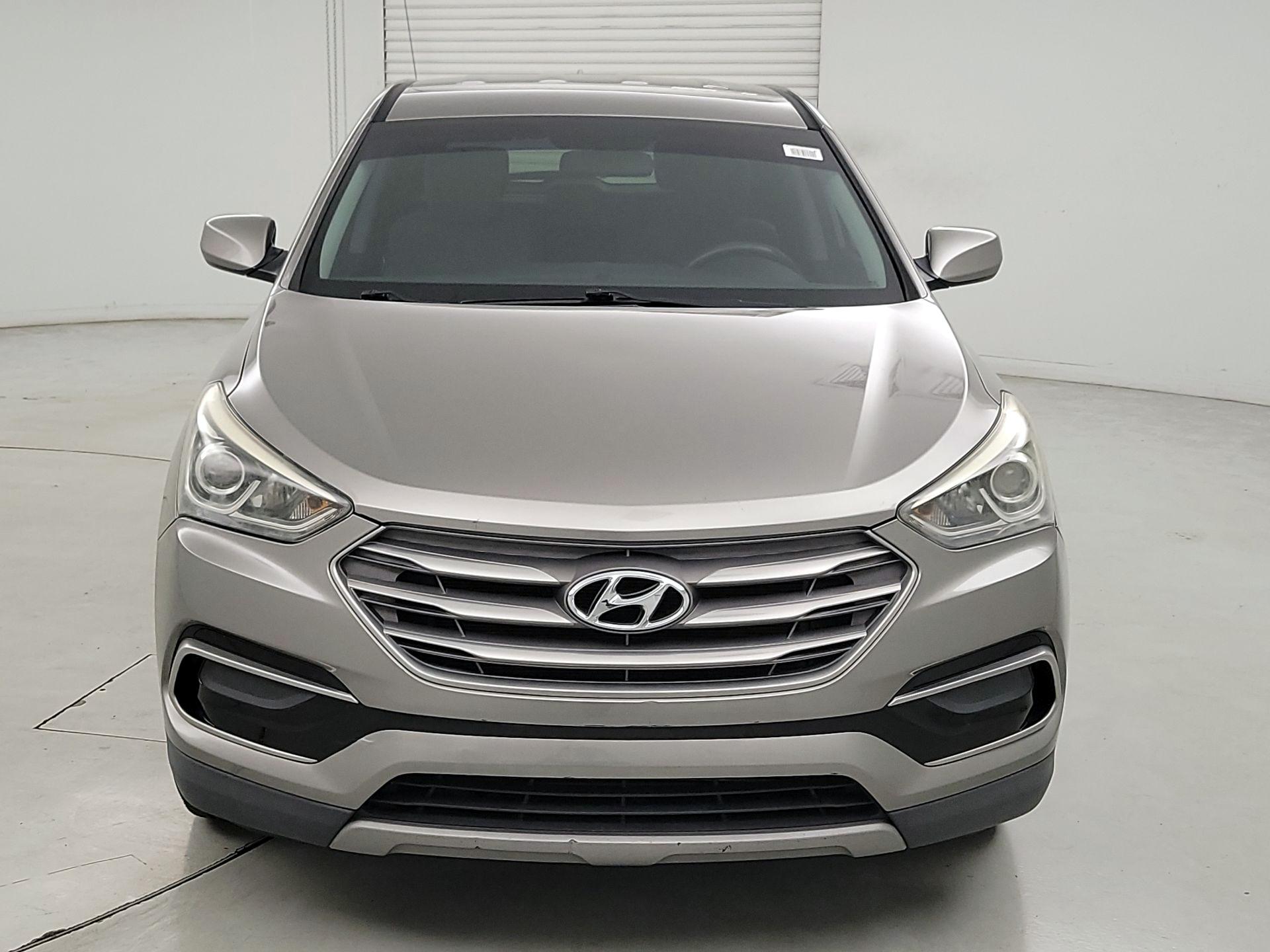 Thumbnail: 2017 Hyundai Santa Fe - 2