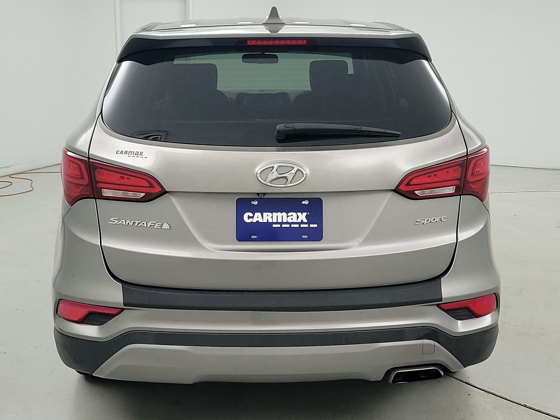 Thumbnail: 2017 Hyundai Santa Fe - 6