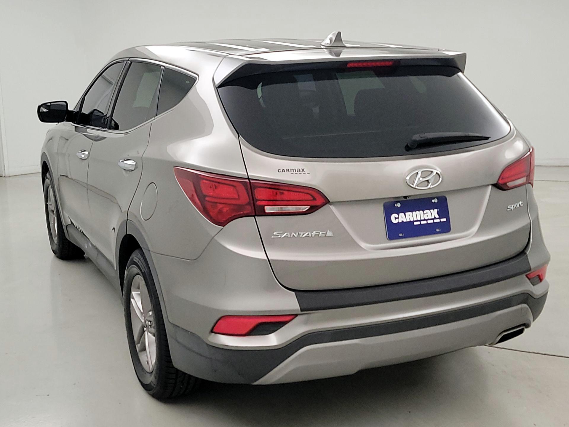 Thumbnail: 2017 Hyundai Santa Fe - 7