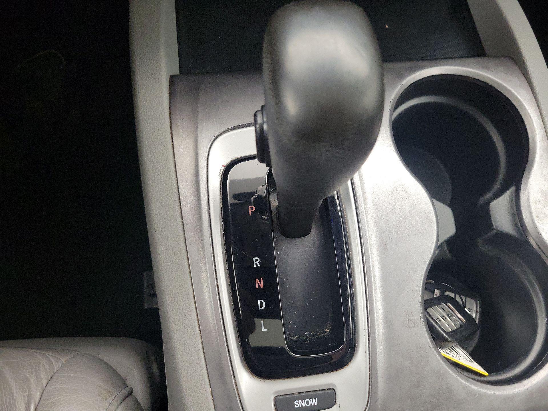 Thumbnail: 2016 Honda Pilot - 17