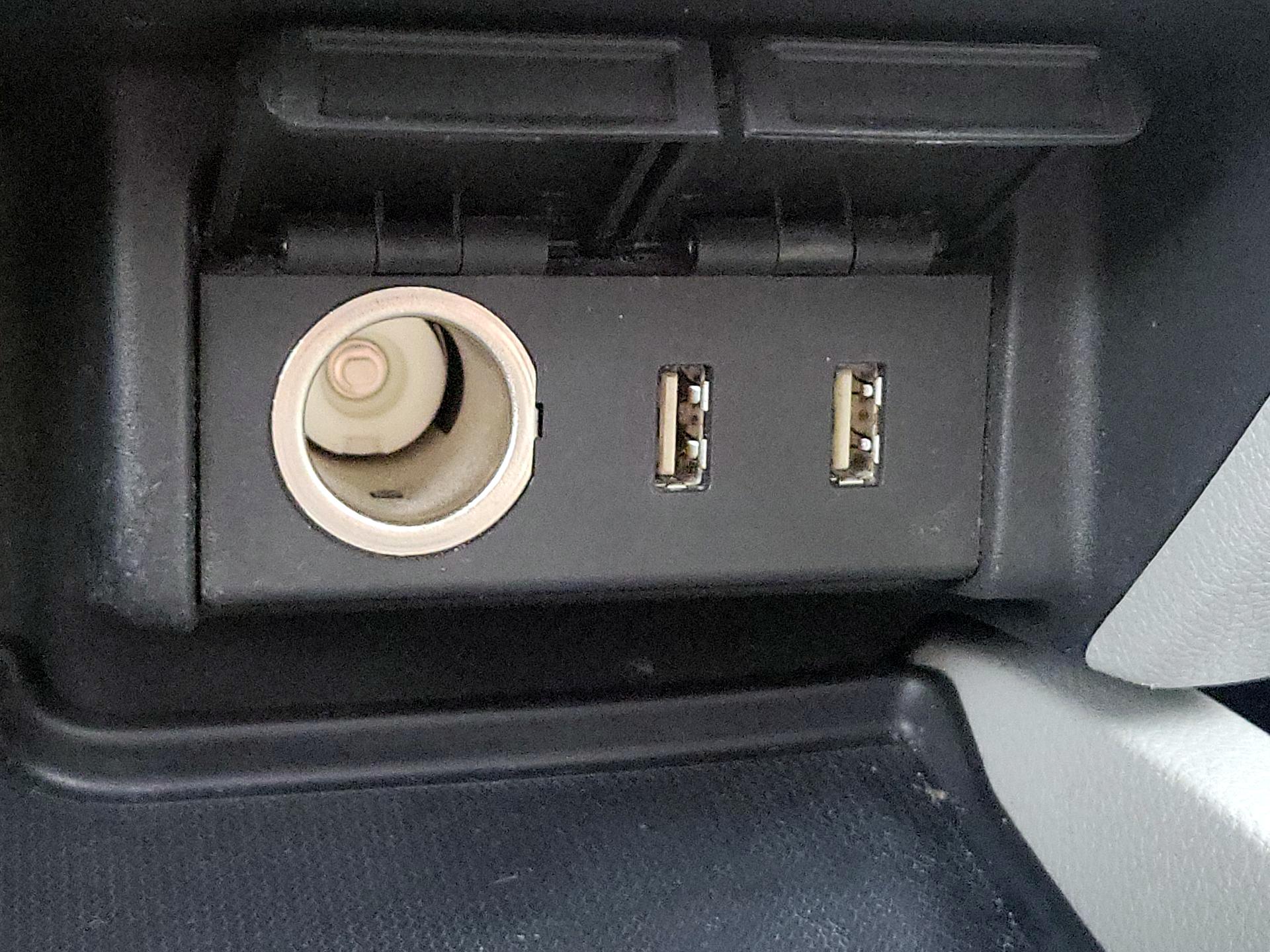 Thumbnail: 2016 Honda Pilot - 18