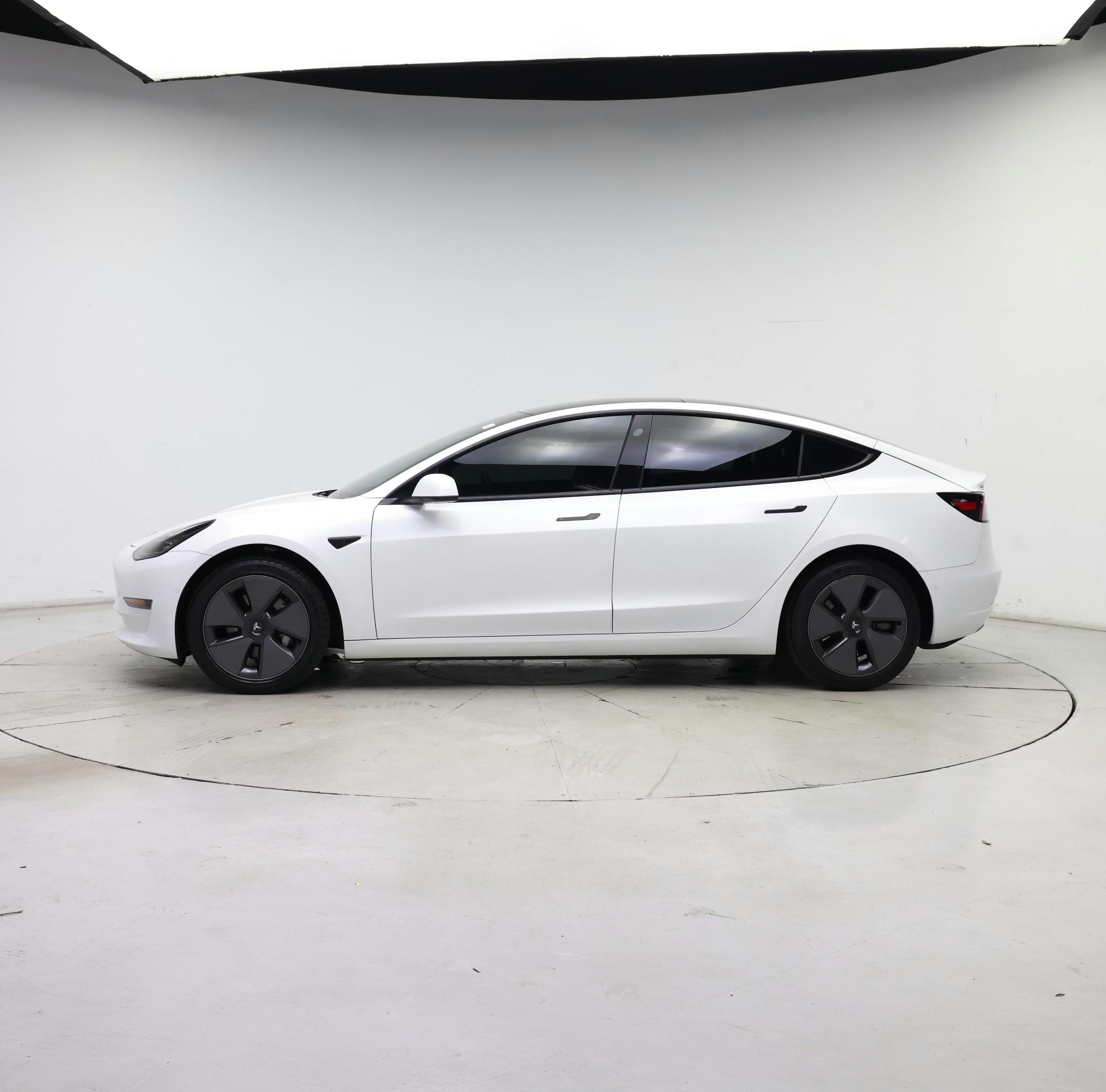 Thumbnail: 2021 Tesla Model 3 - 3