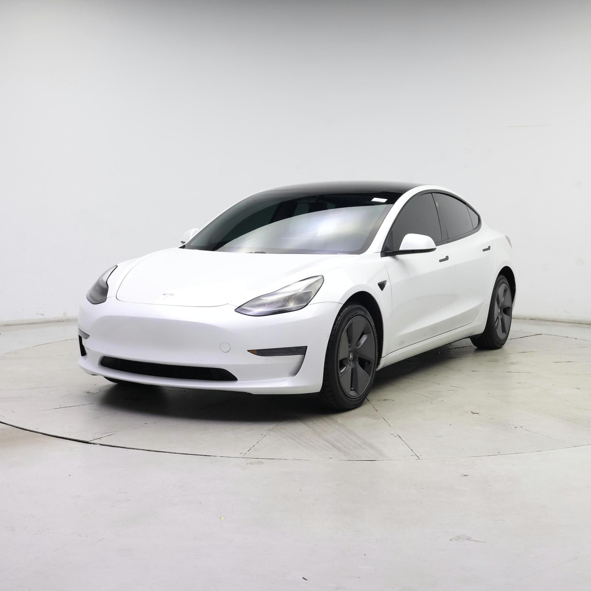 Thumbnail: 2021 Tesla Model 3 - 4