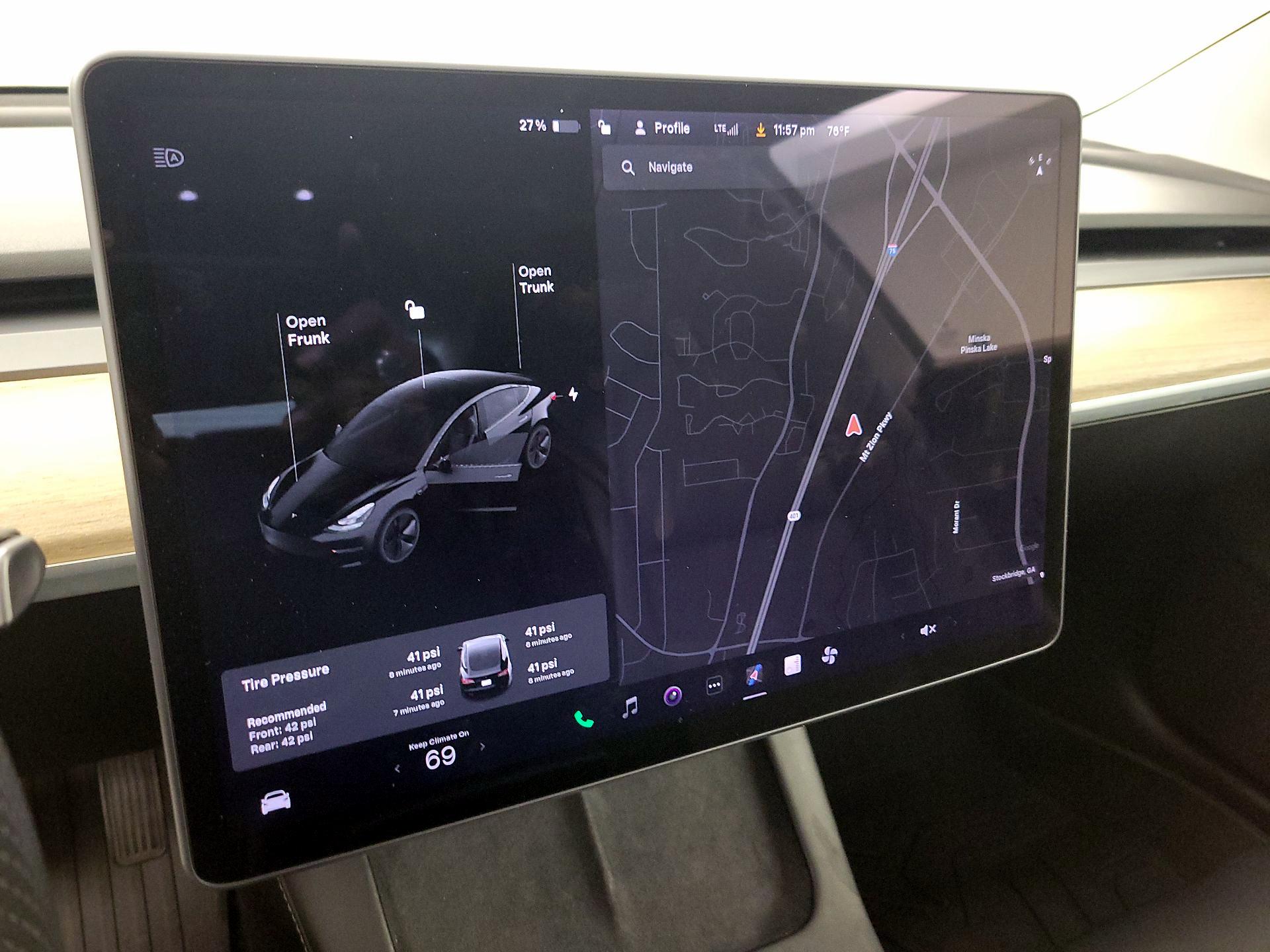 Thumbnail: 2021 Tesla Model 3 - 11