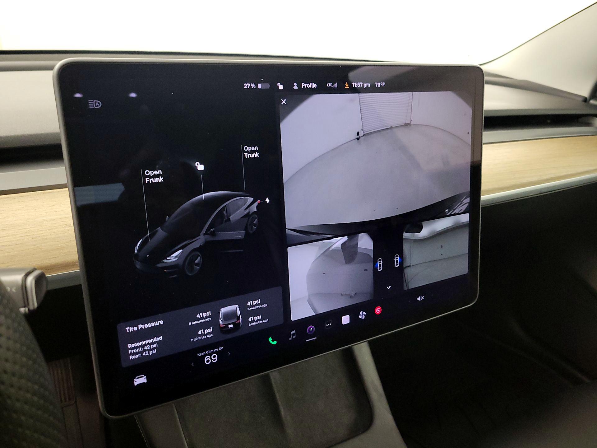 Thumbnail: 2021 Tesla Model 3 - 12