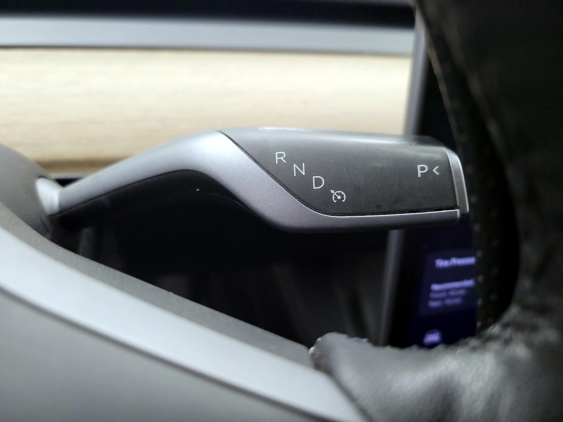 Thumbnail: 2021 Tesla Model 3 - 15