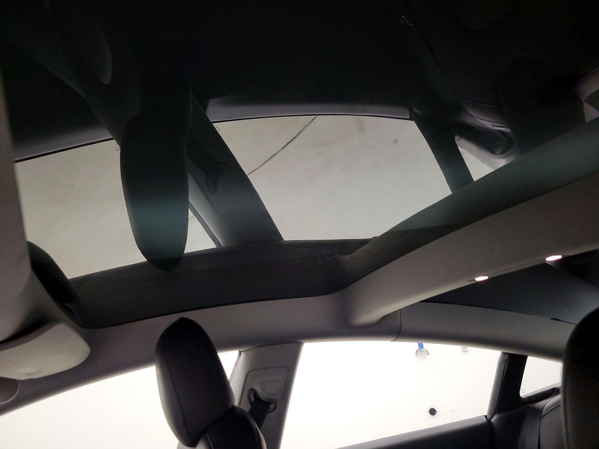 Thumbnail: 2021 Tesla Model 3 - 17