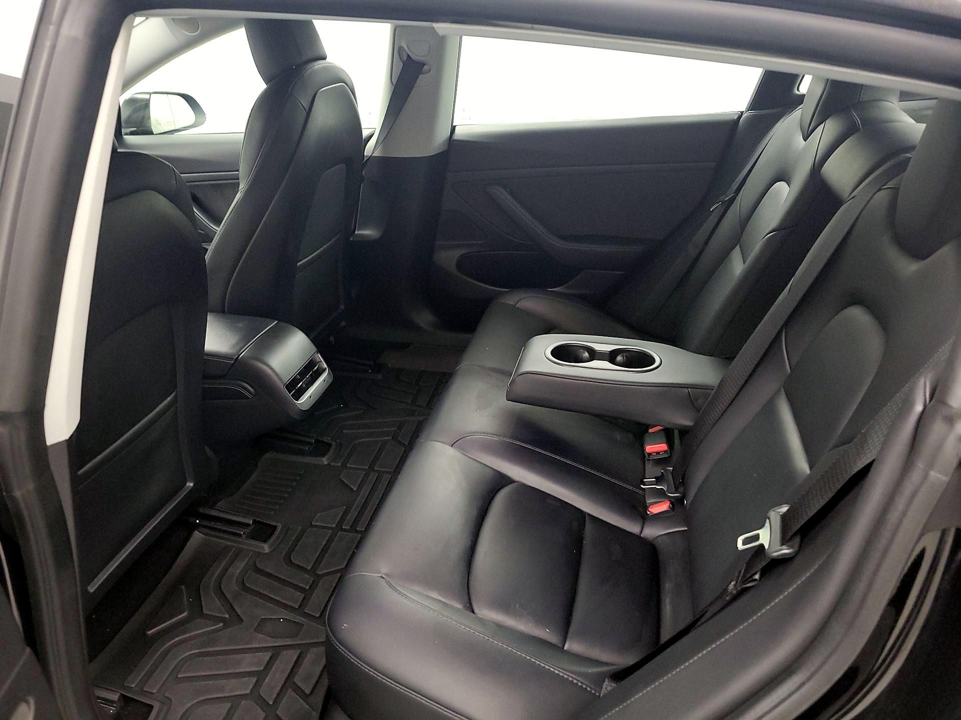 Thumbnail: 2021 Tesla Model 3 - 18