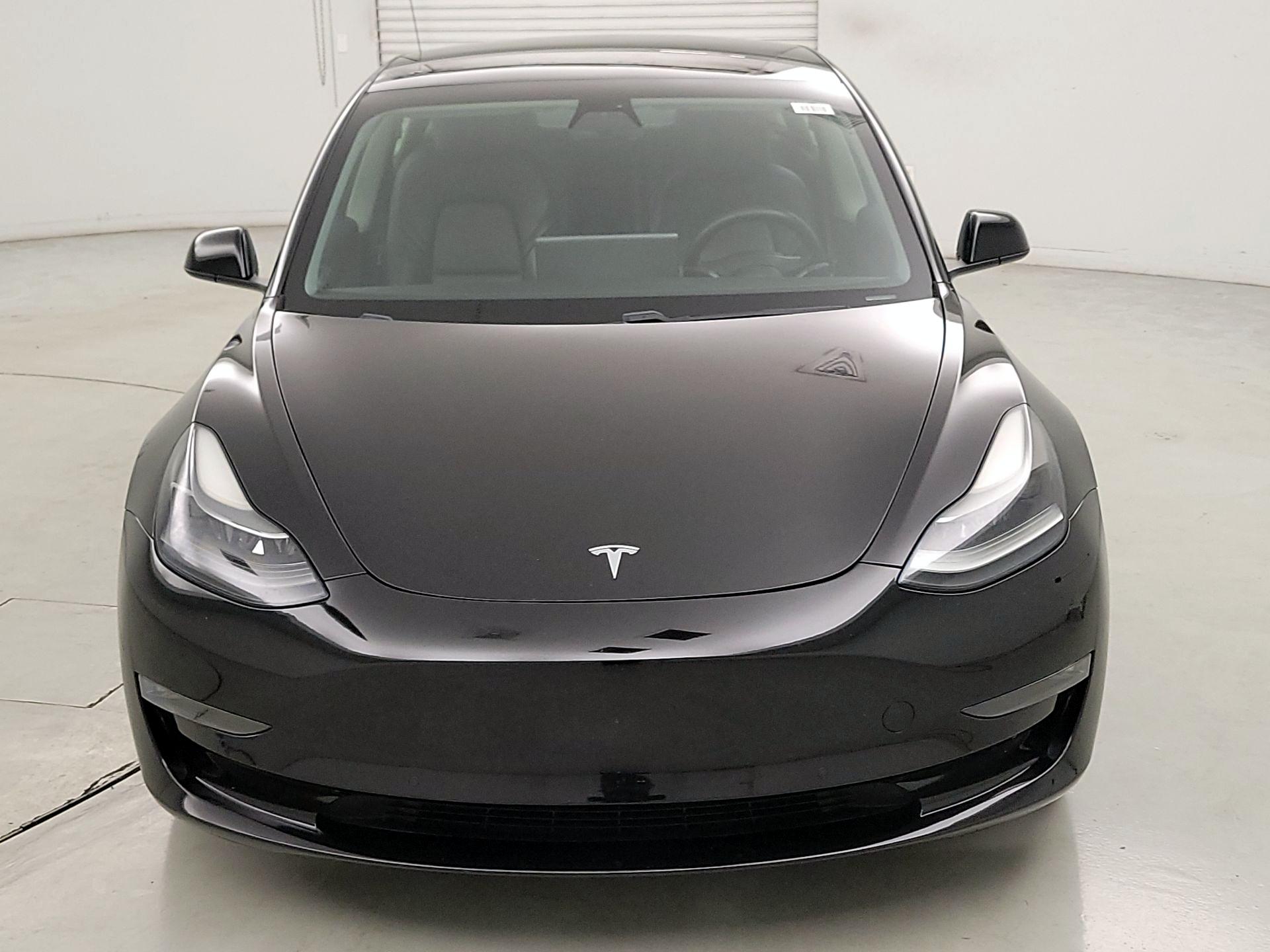 Thumbnail: 2021 Tesla Model 3 - 2