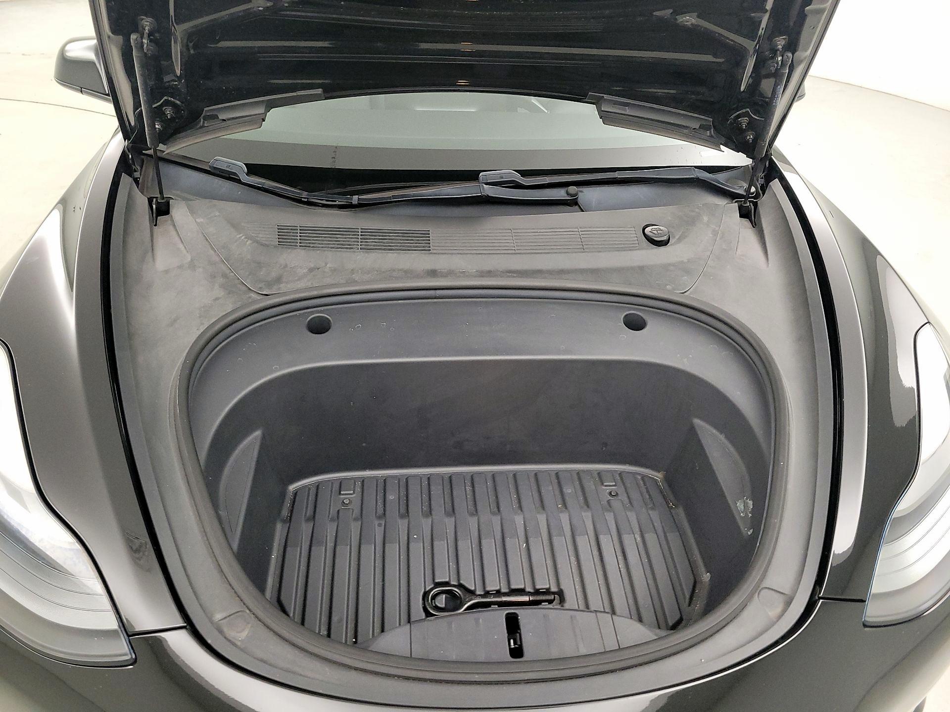 Thumbnail: 2021 Tesla Model 3 - 20