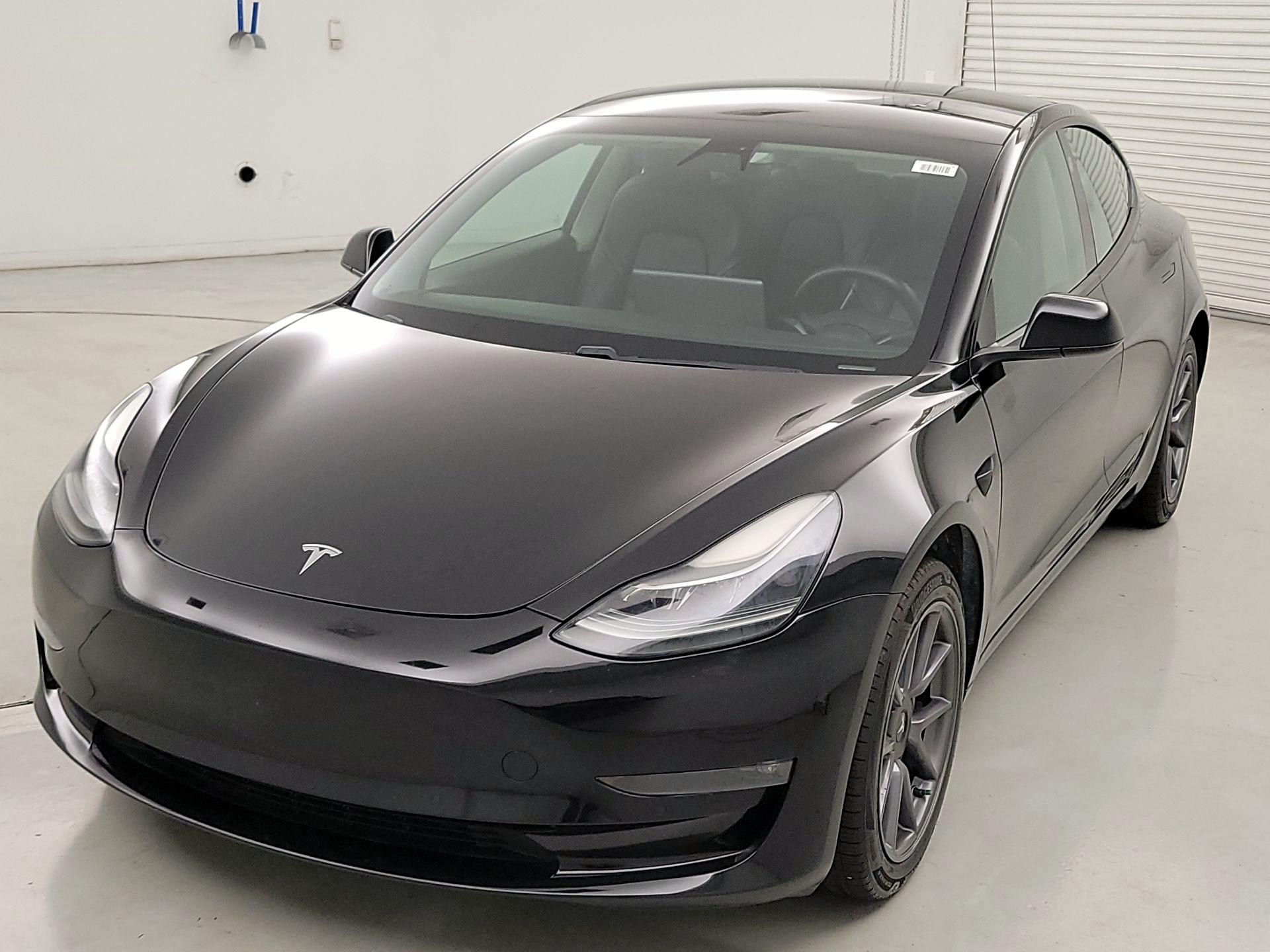 Thumbnail: 2021 Tesla Model 3 - 3