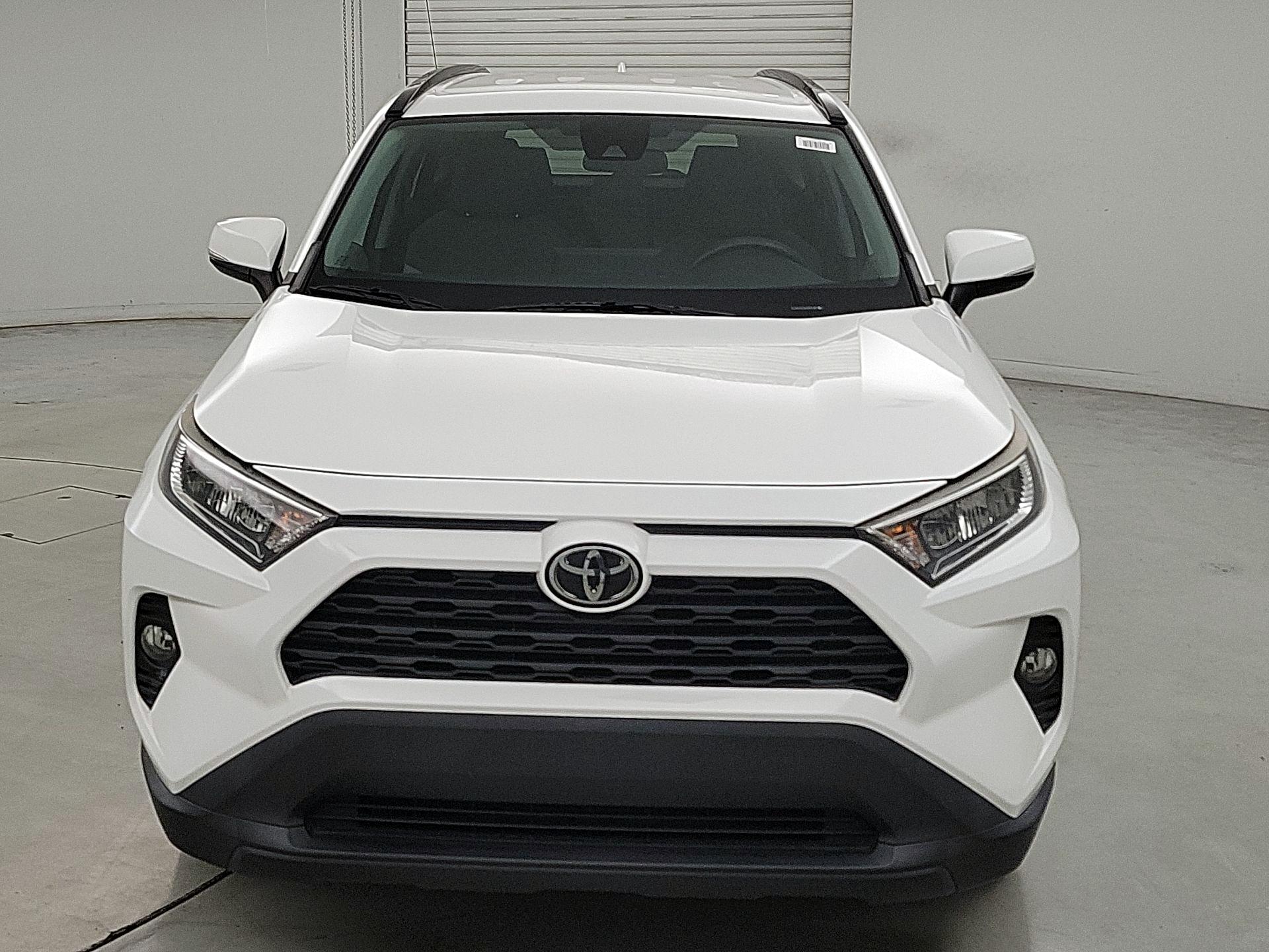 Thumbnail: 2020 Toyota RAV4 - 2