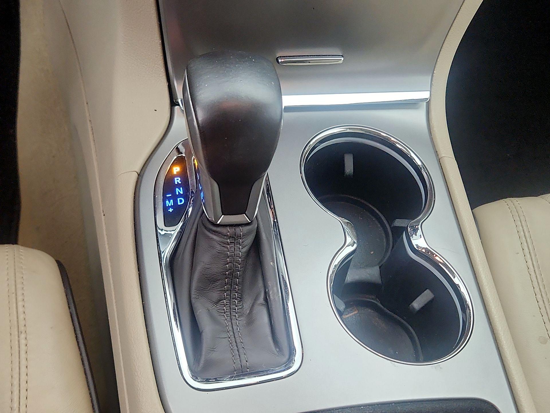 Thumbnail: 2020 Jeep Grand Cherokee - 18