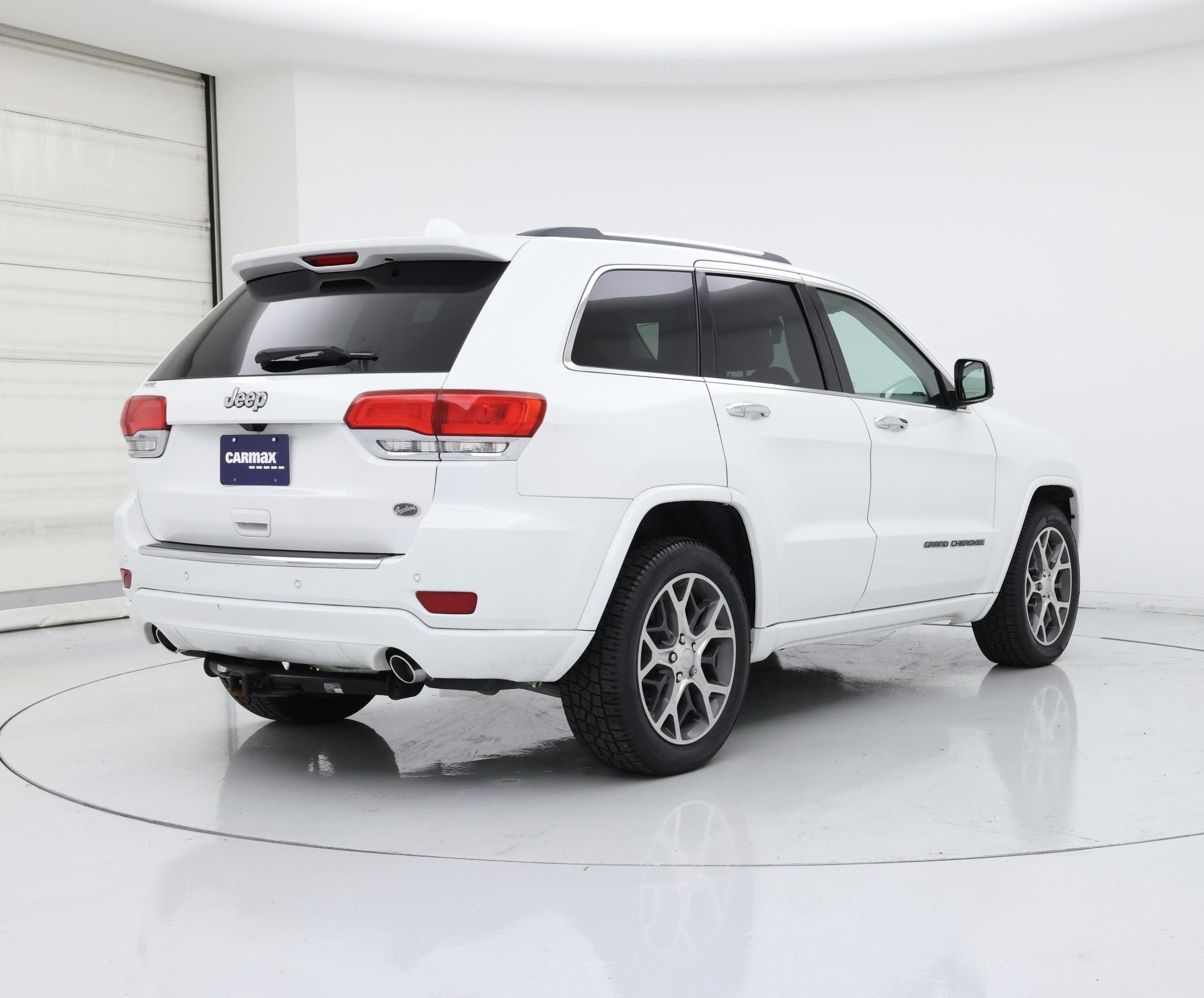 Thumbnail: 2020 Jeep Grand Cherokee - 8