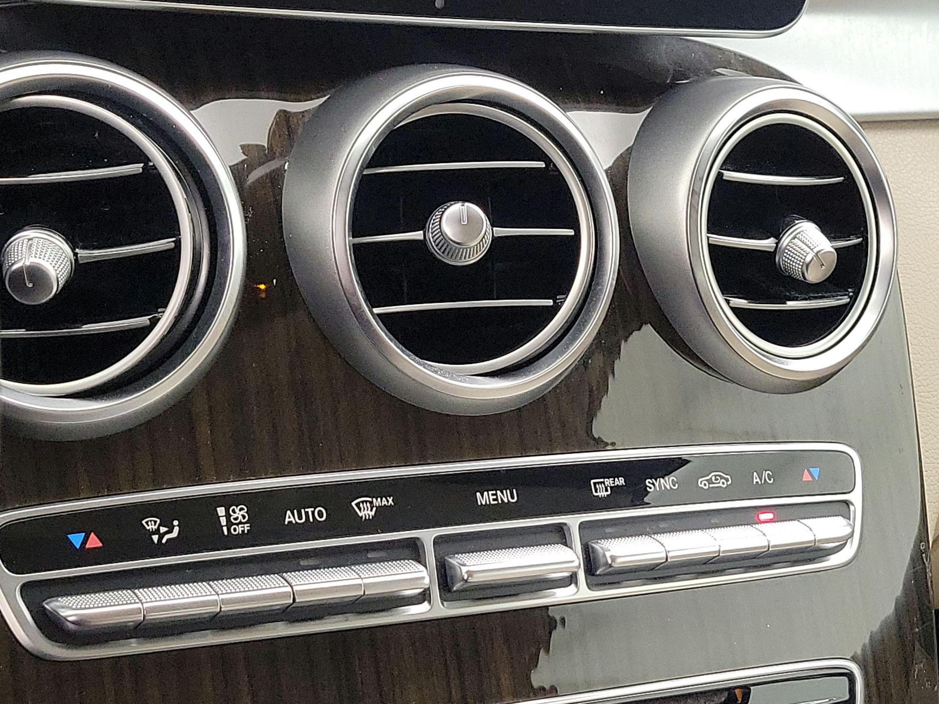 Thumbnail: 2017 Mercedes-Benz C-Class - 17