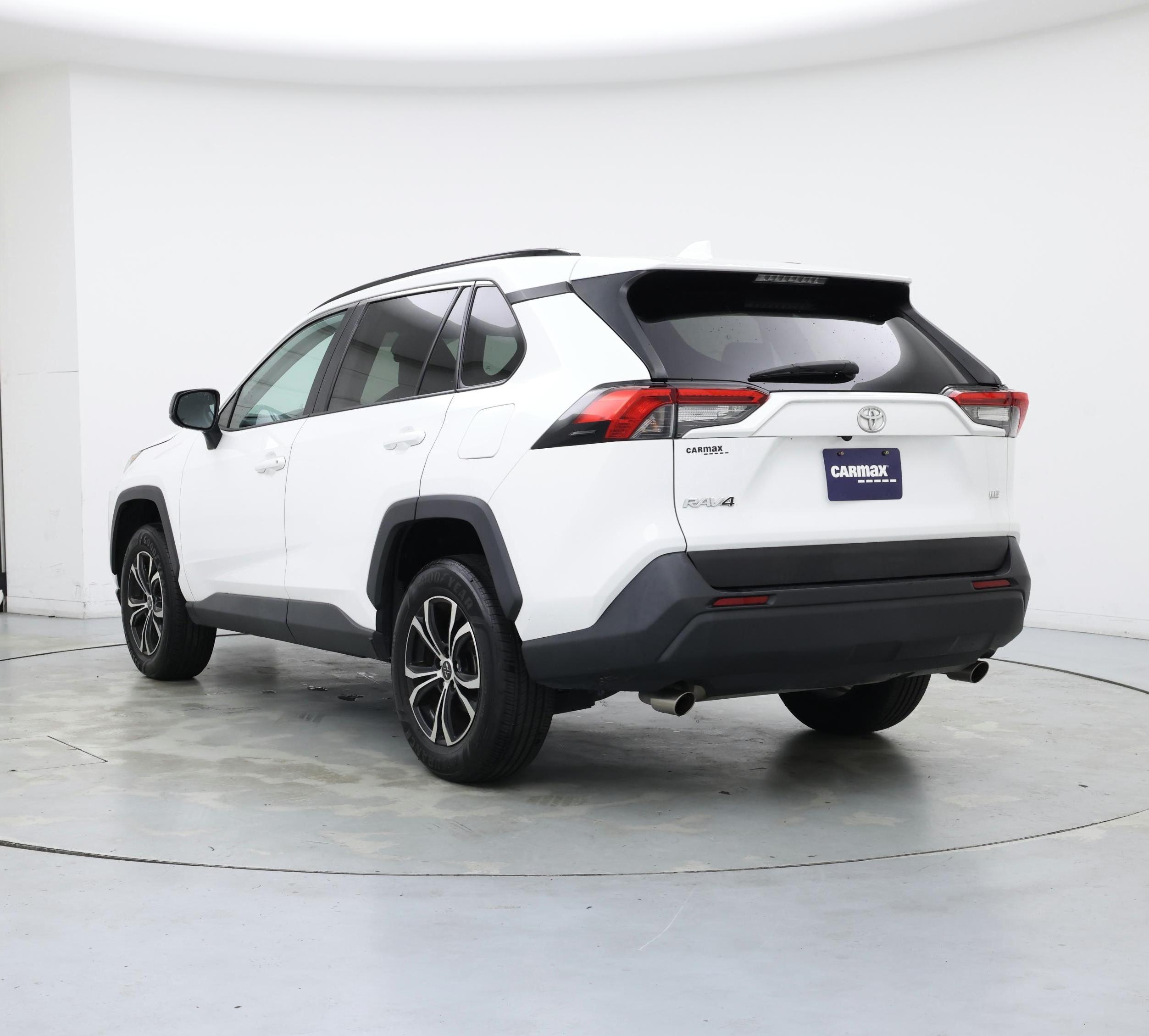 Thumbnail: 2020 Toyota RAV4 - 2