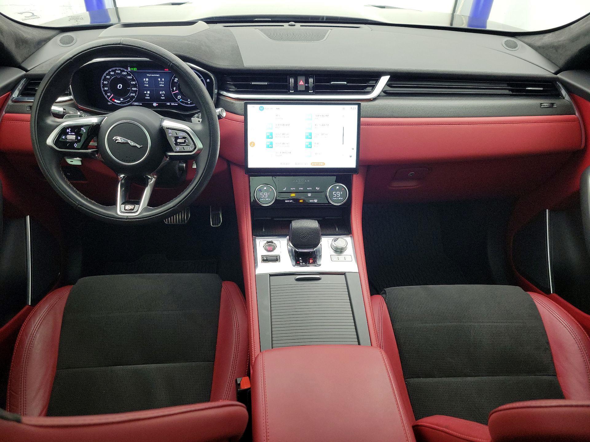 Thumbnail: 2021 Jaguar F-Pace - 9