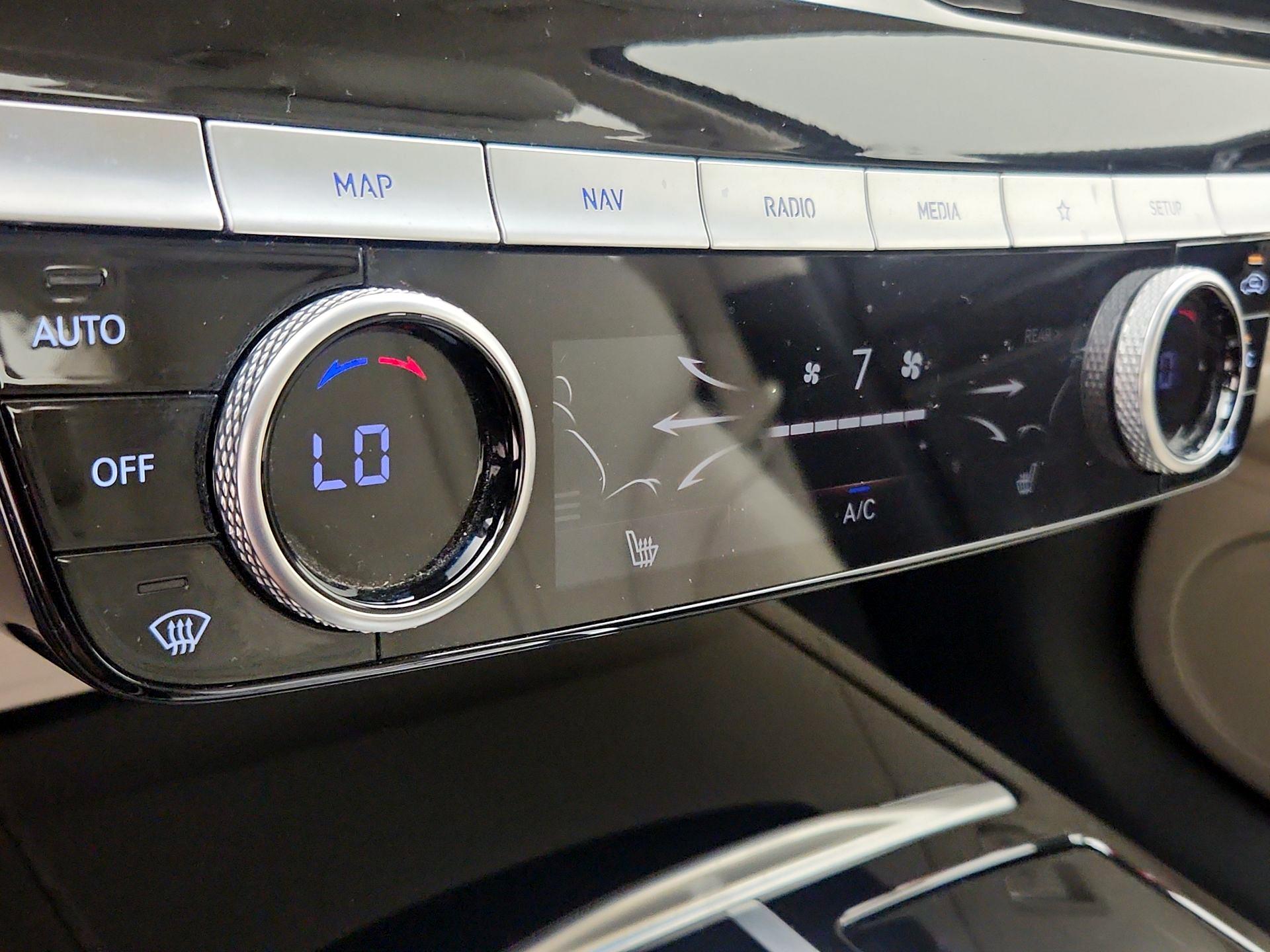 Thumbnail: 2021 Genesis G80 - 17