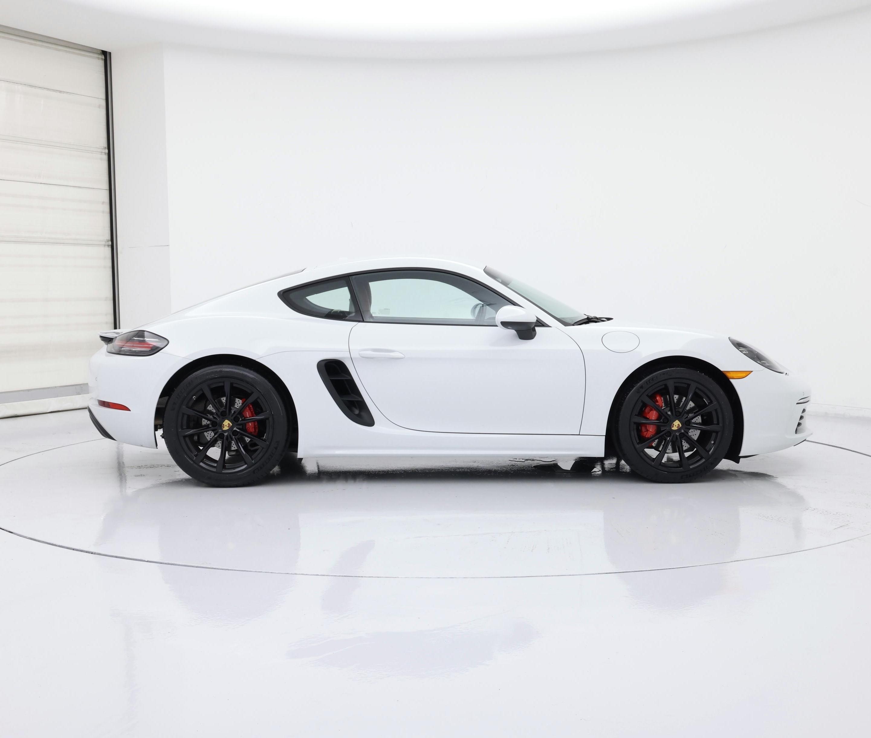 Thumbnail: 2022 Porsche 718 Cayman - 7