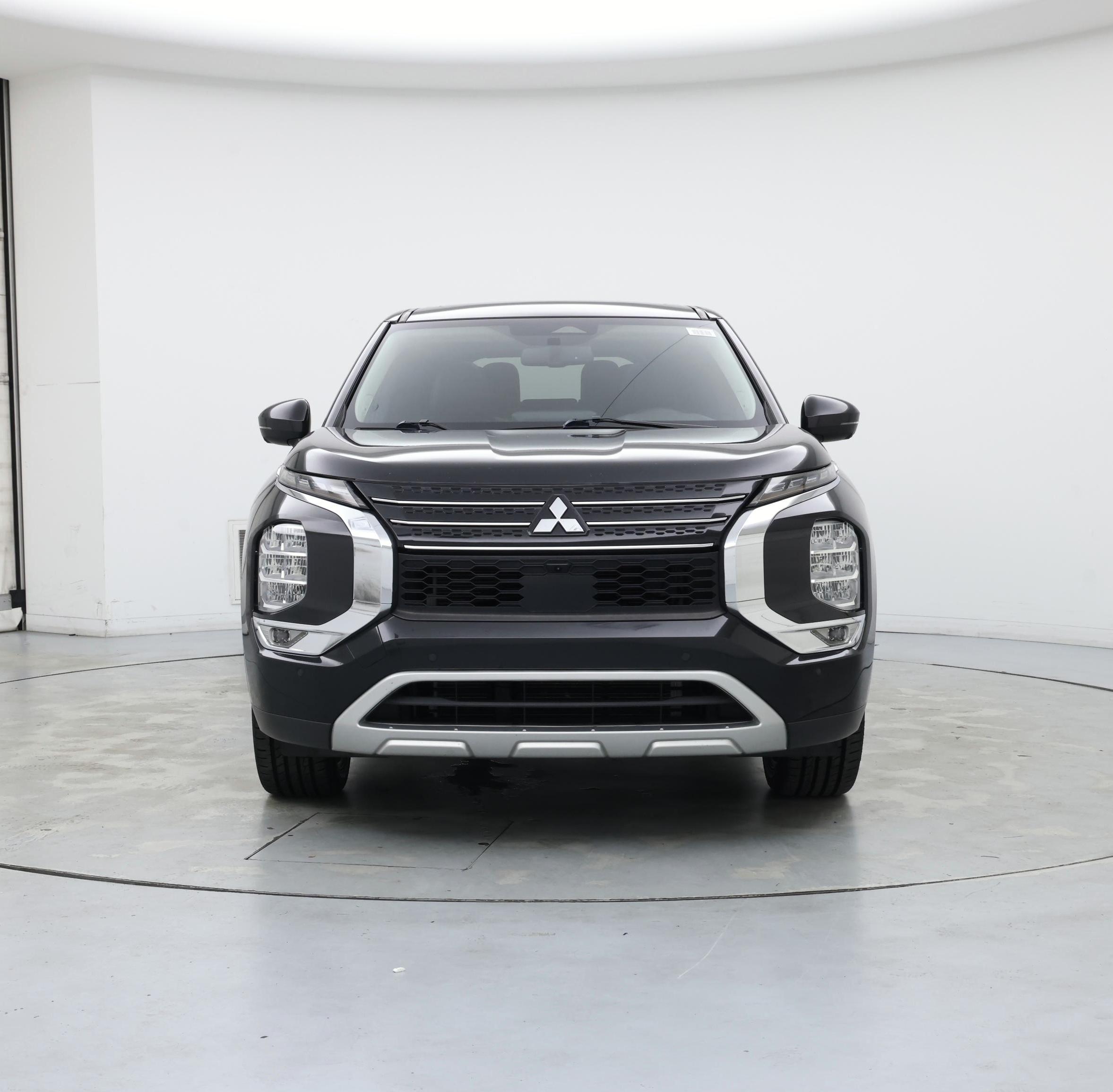 Thumbnail: 2022 Mitsubishi Outlander - 5