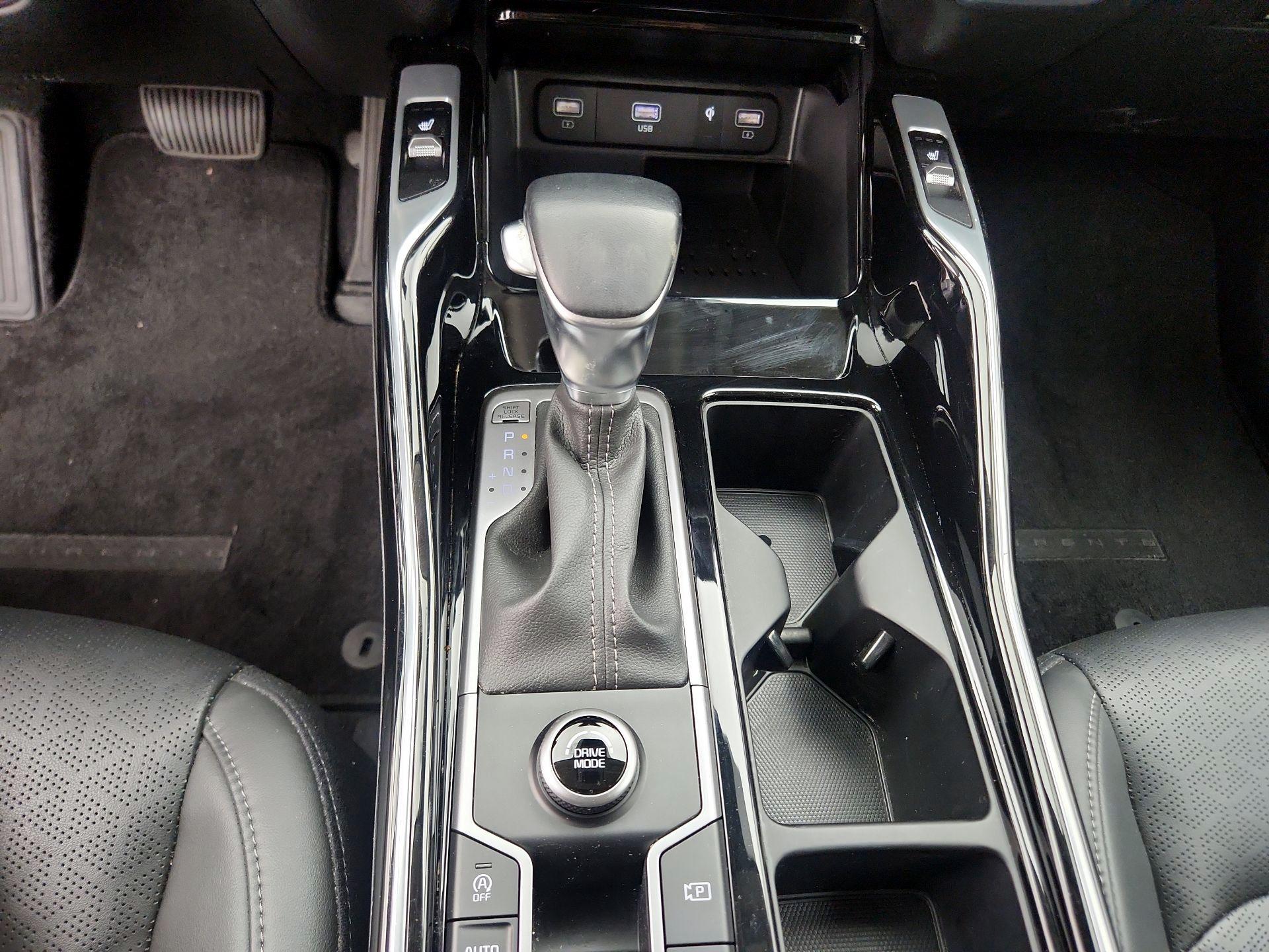 Thumbnail: 2023 Kia Sorento - 18