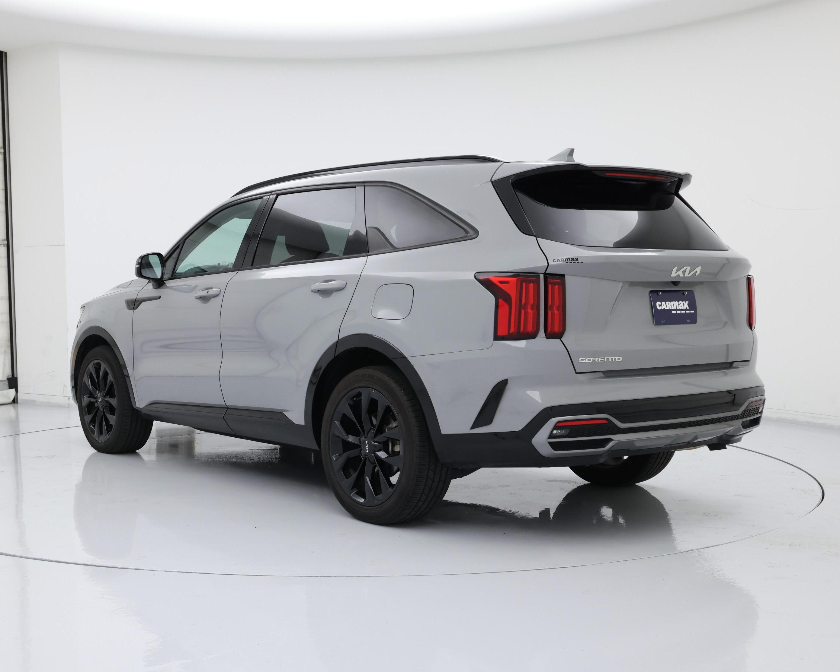 Thumbnail: 2023 Kia Sorento - 2