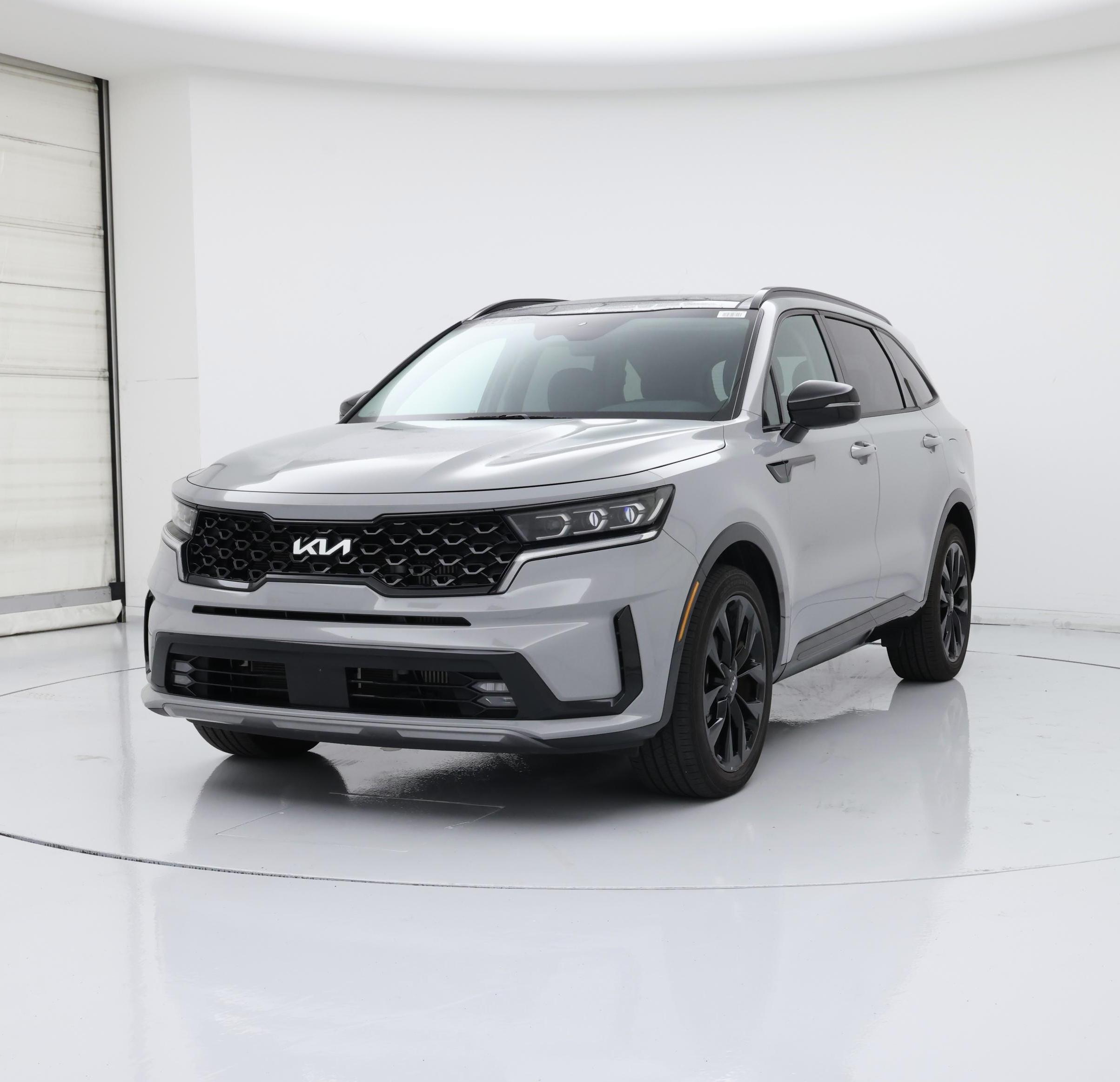 Thumbnail: 2023 Kia Sorento - 4