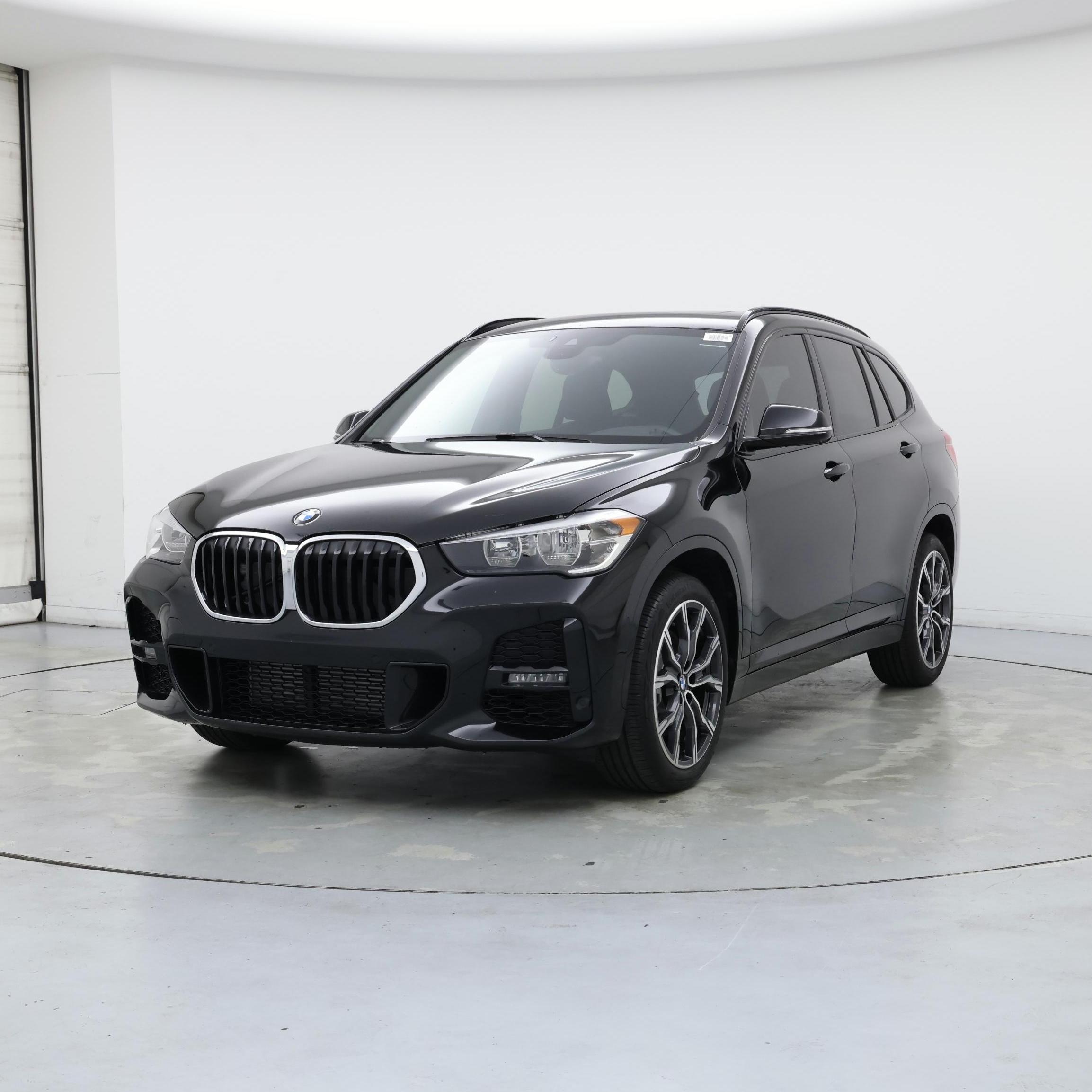 Thumbnail: 2021 BMW X1 - 4