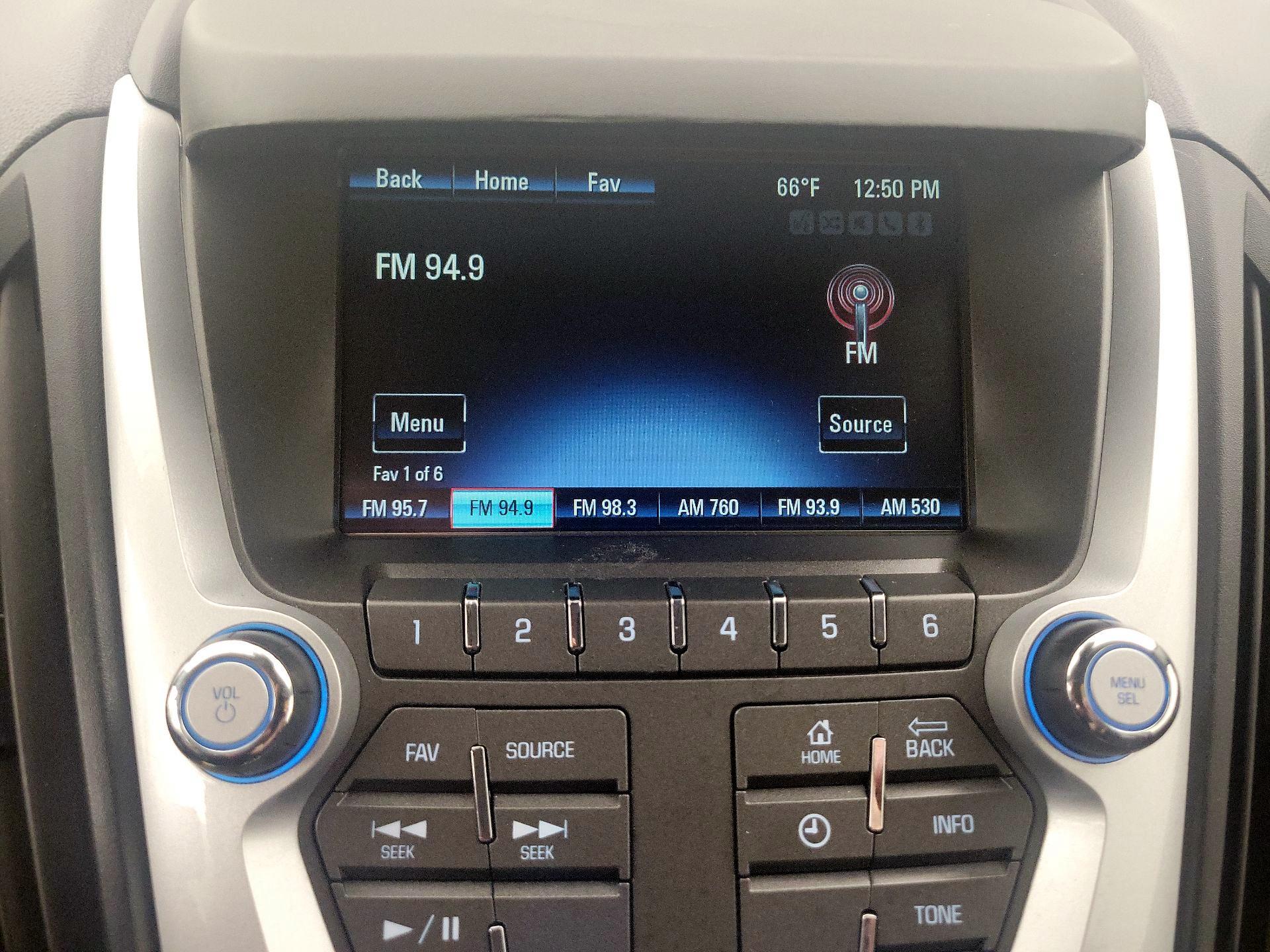 Thumbnail: 2014 Chevrolet Equinox - 14