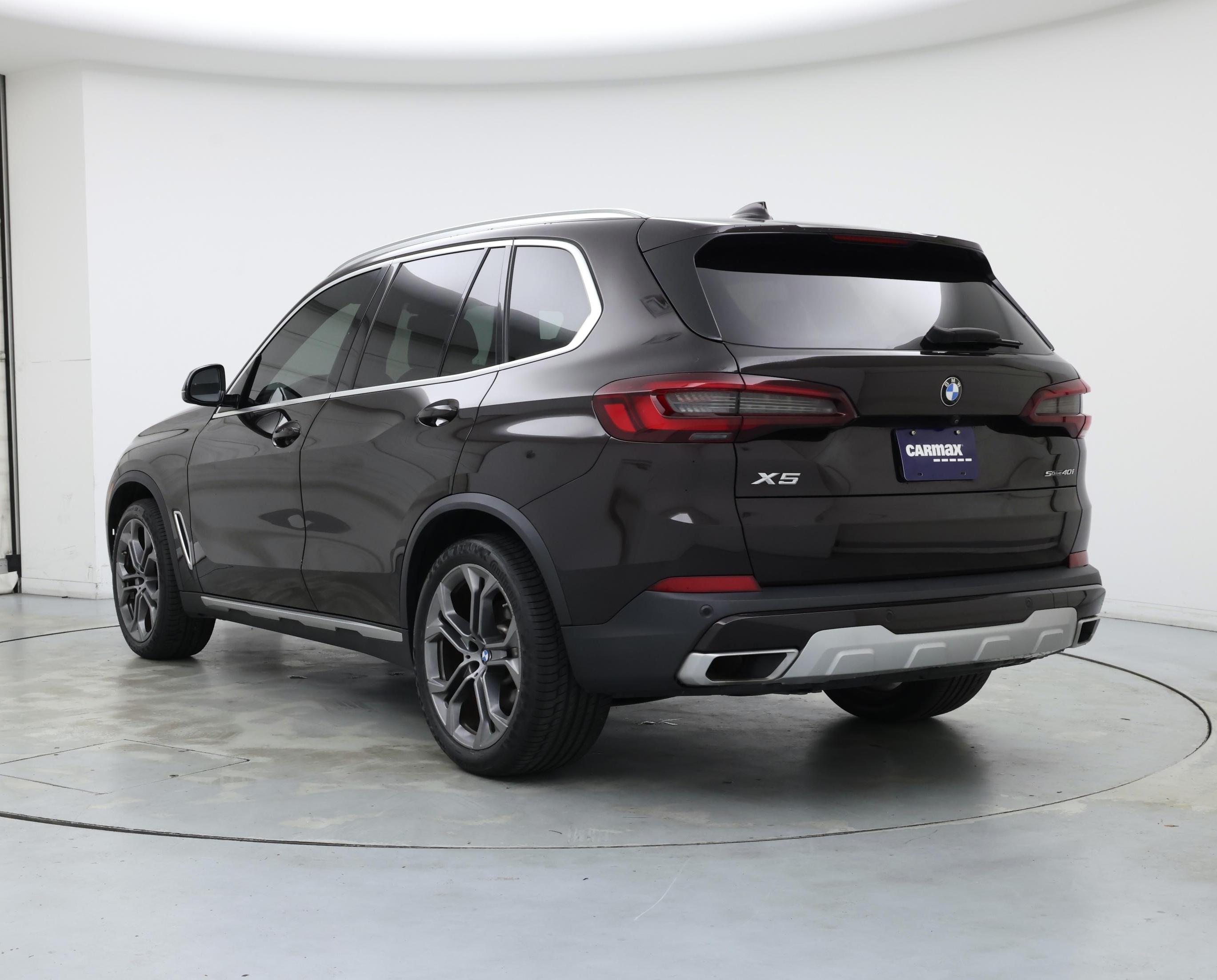 Thumbnail: 2021 BMW X5 - 2