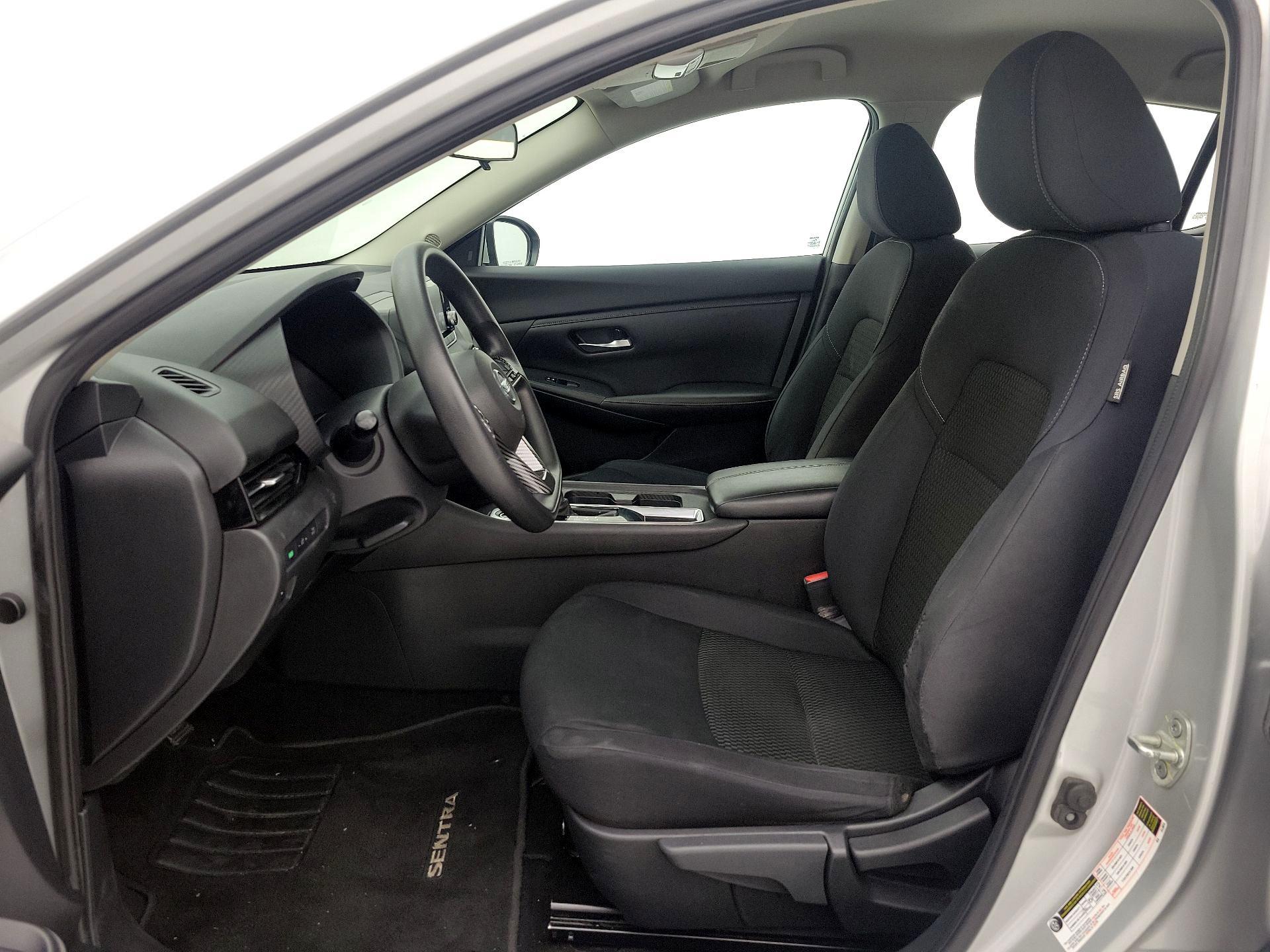 Thumbnail: 2020 Nissan Sentra - 11