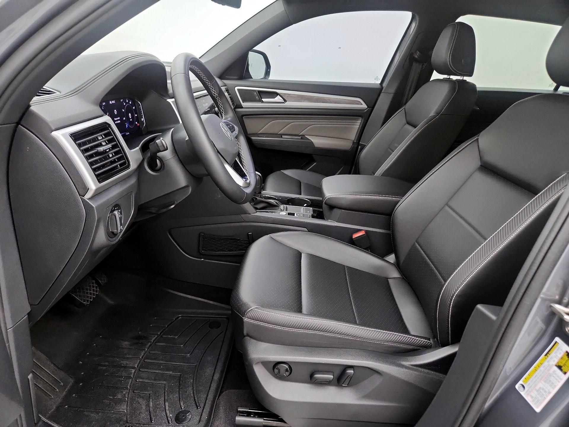 Thumbnail: 2023 Volkswagen Atlas - 11