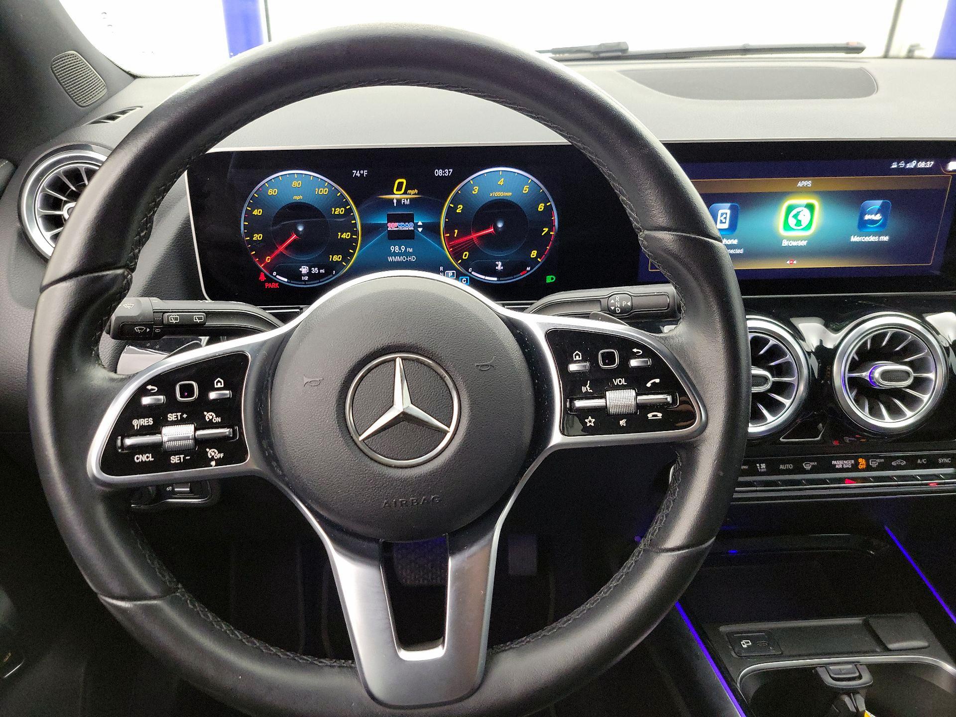 Thumbnail: 2021 Mercedes-Benz GLA - 10
