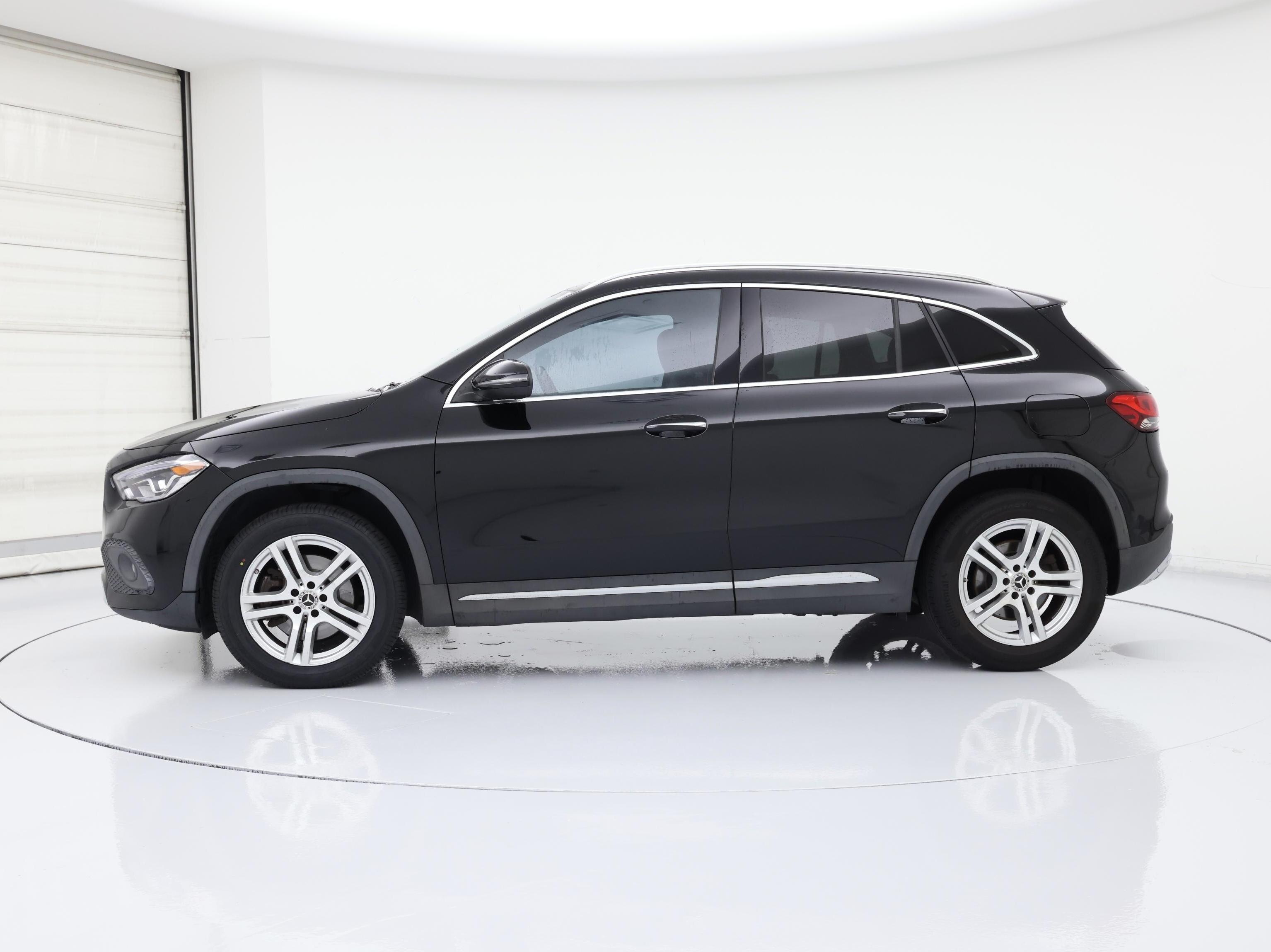 Thumbnail: 2021 Mercedes-Benz GLA - 3