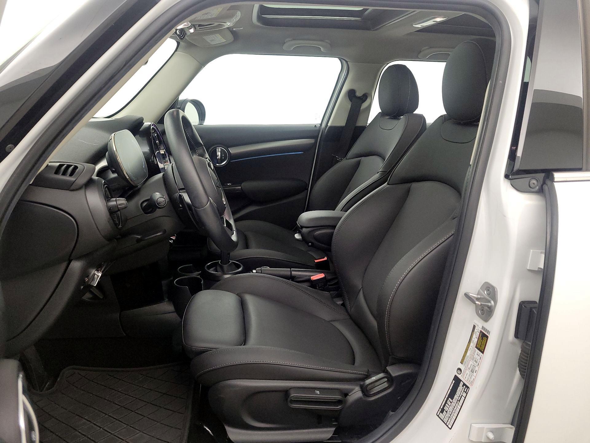 Thumbnail: 2024 MINI Cooper Hardtop - 11