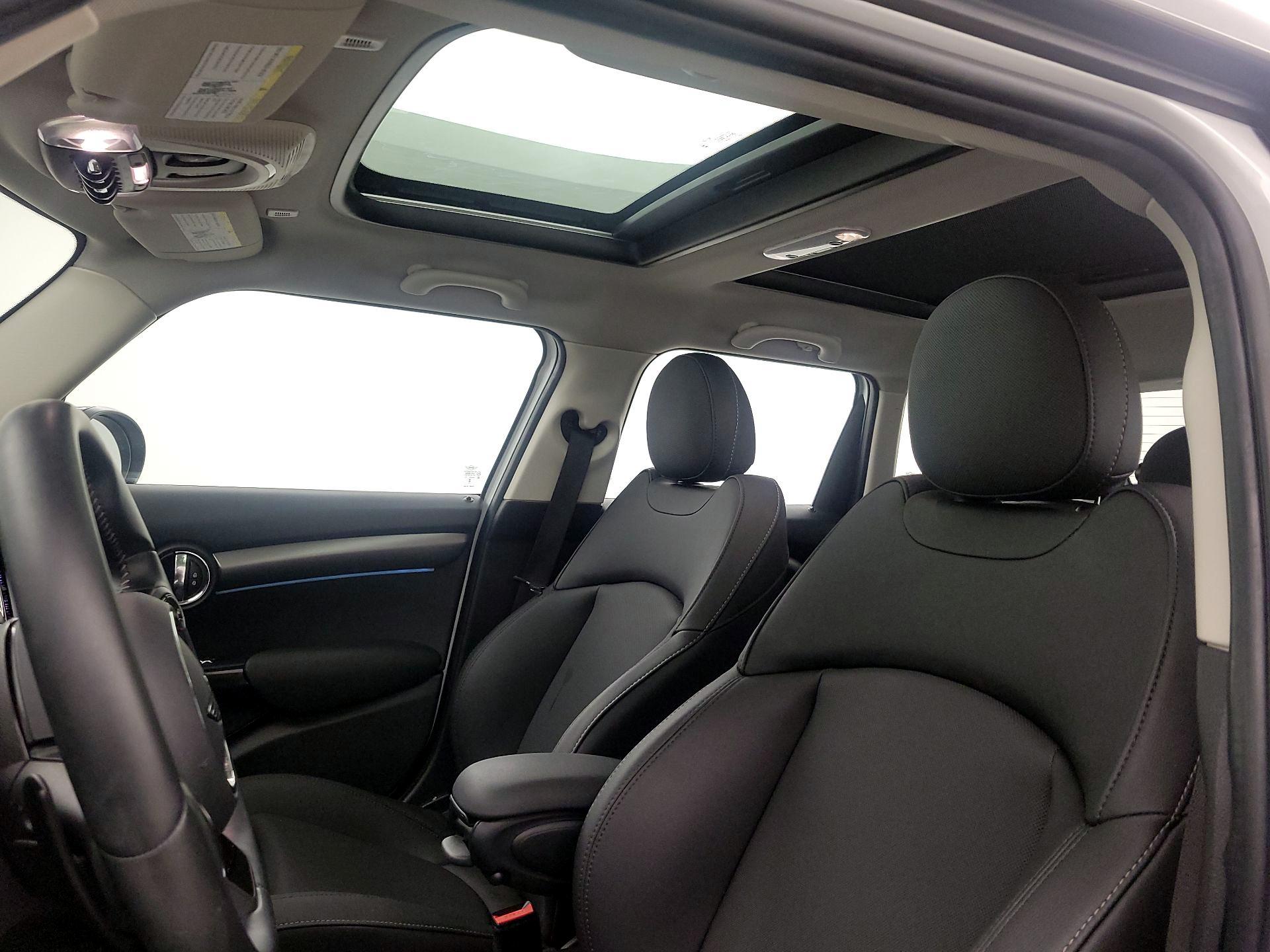 Thumbnail: 2024 MINI Cooper Hardtop - 20