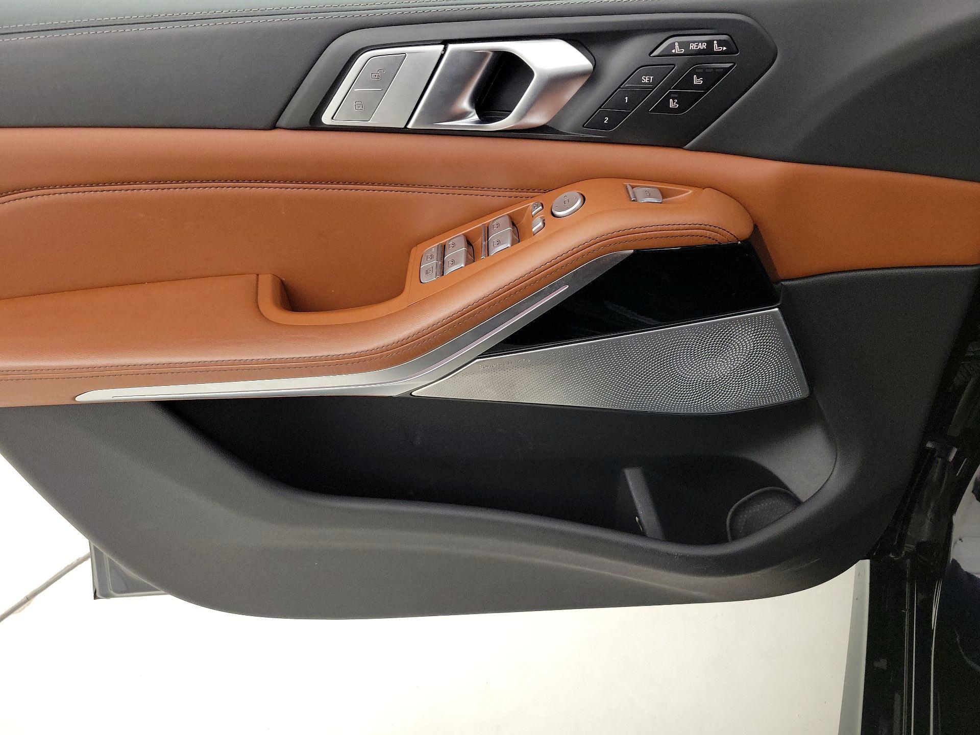 Thumbnail: 2019 BMW X7 - 12