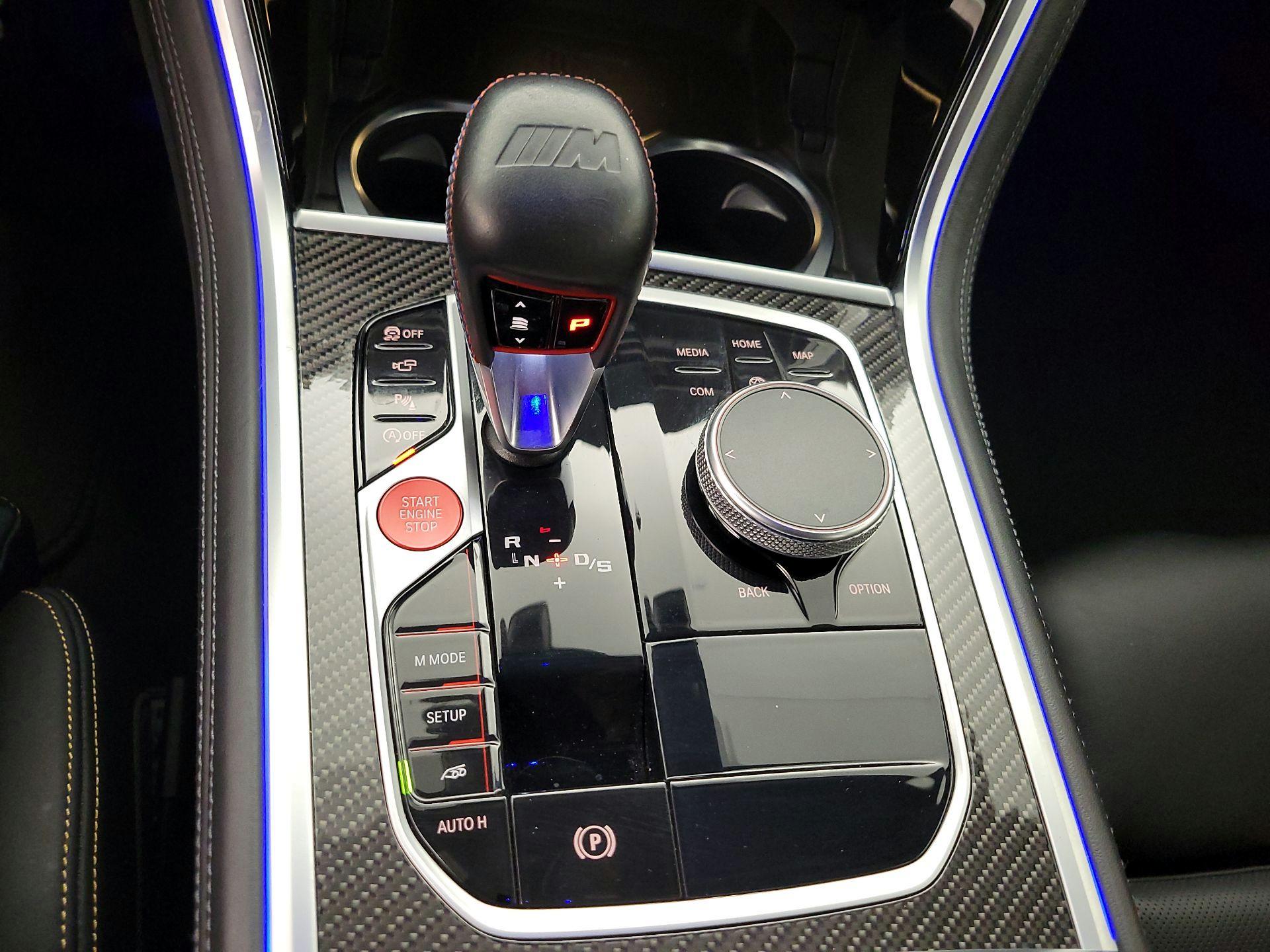Thumbnail: 2022 BMW M8 - 17