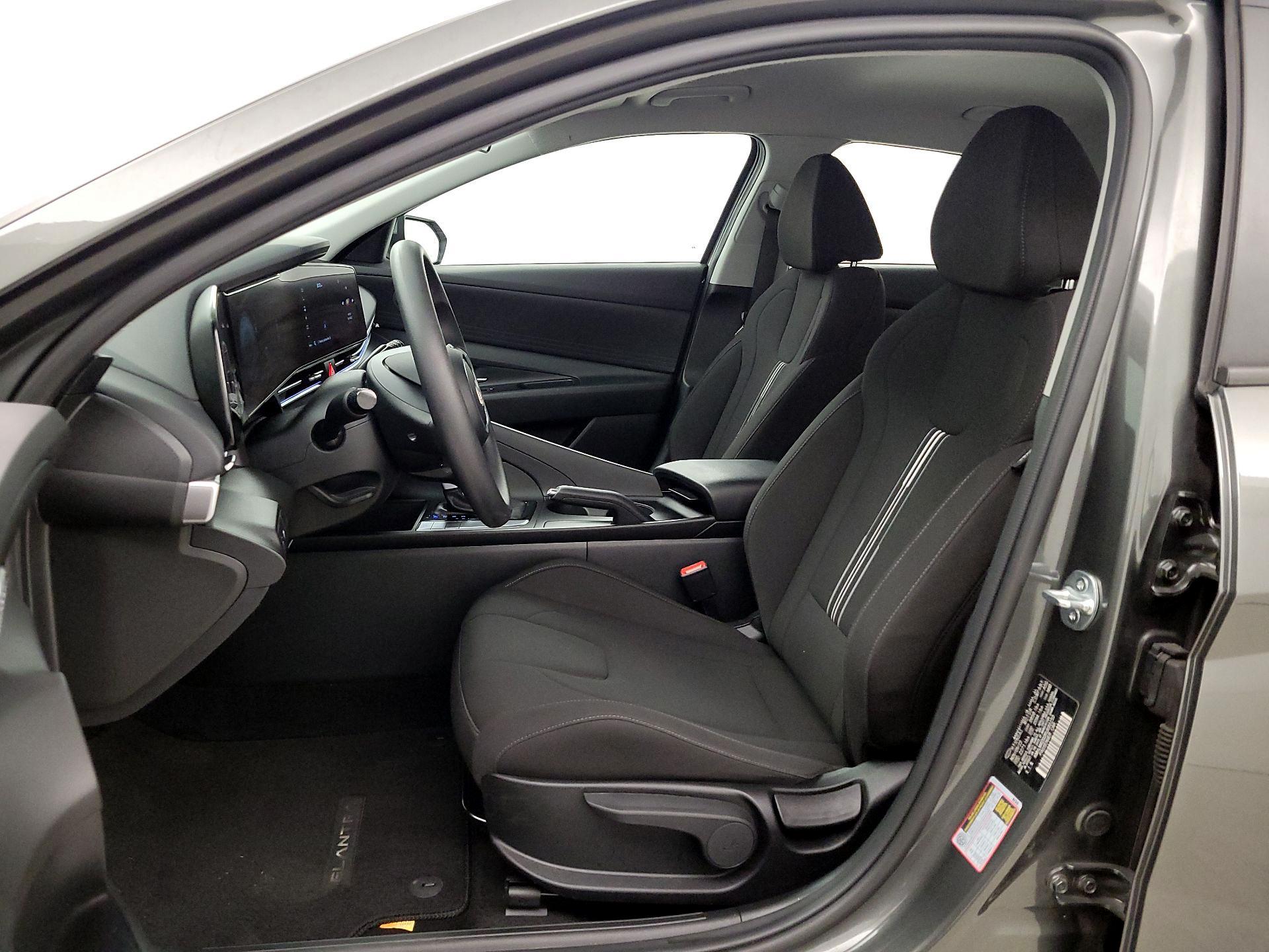 Thumbnail: 2024 Hyundai Elantra - 11